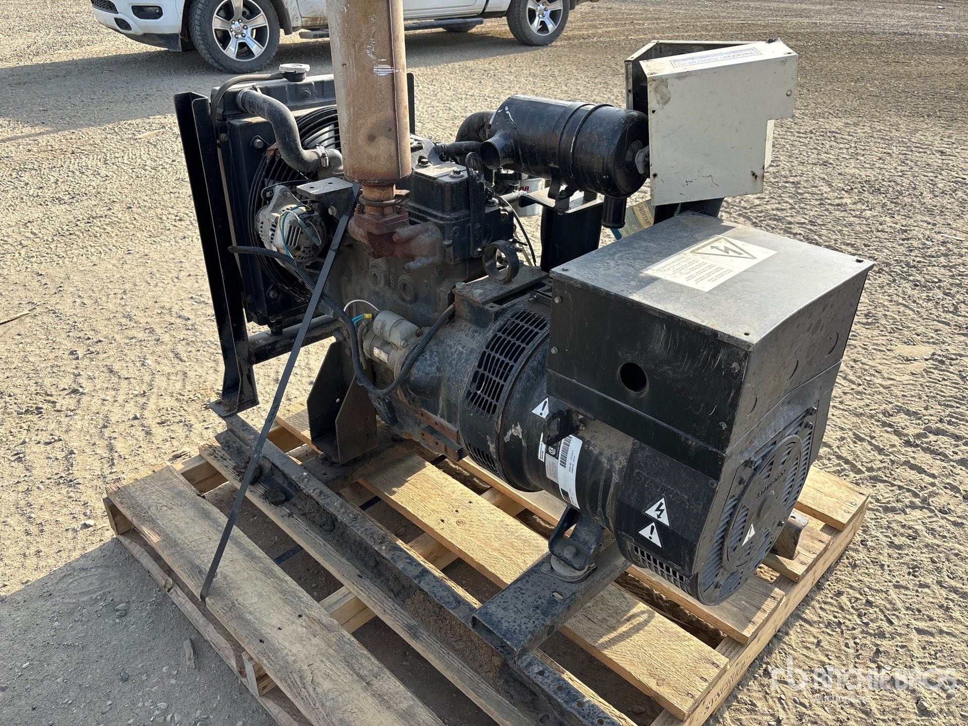 General Appearance with Picture, Left Rear Corner