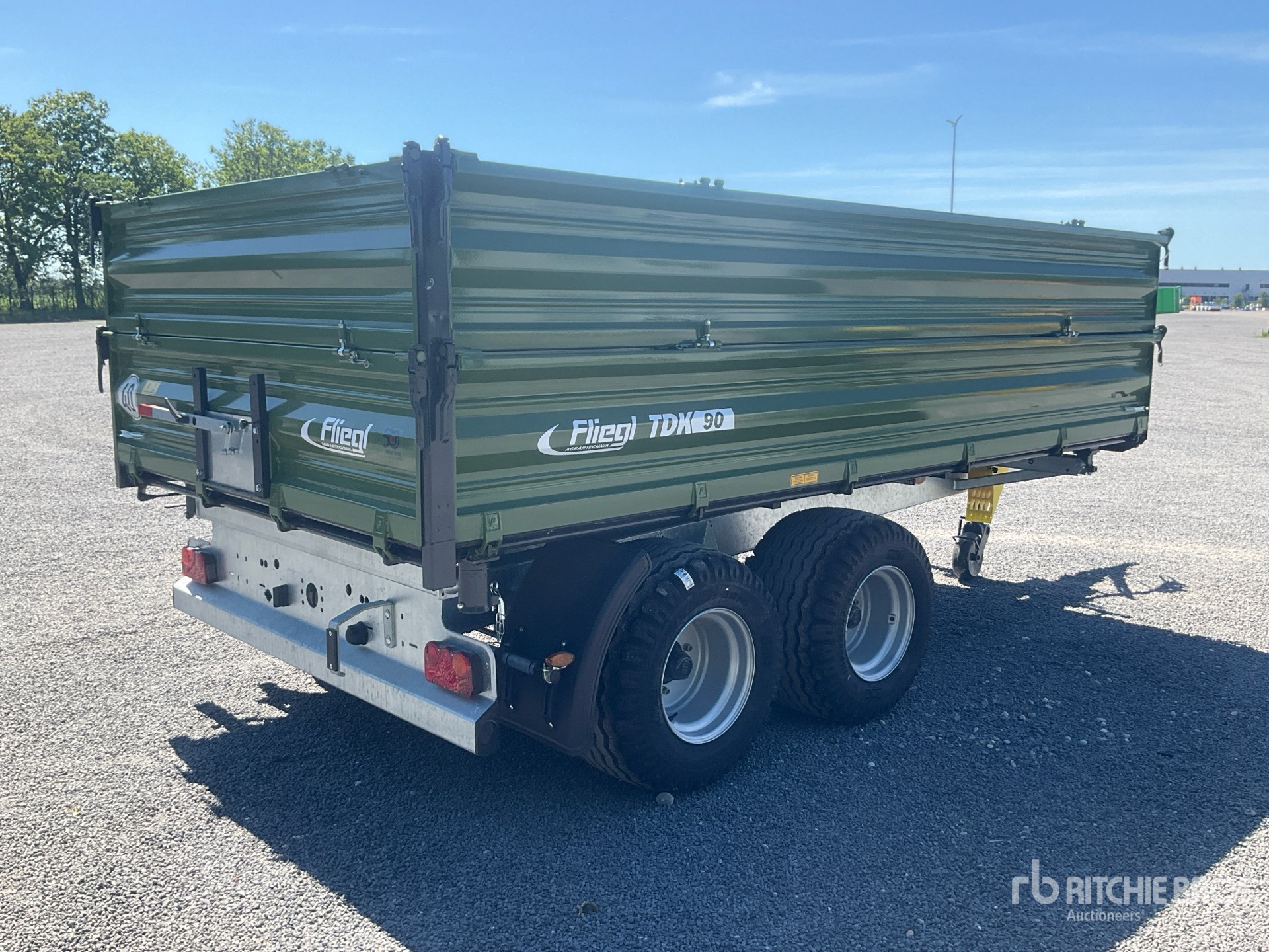 General Appearance with Picture, Right Rear Corner