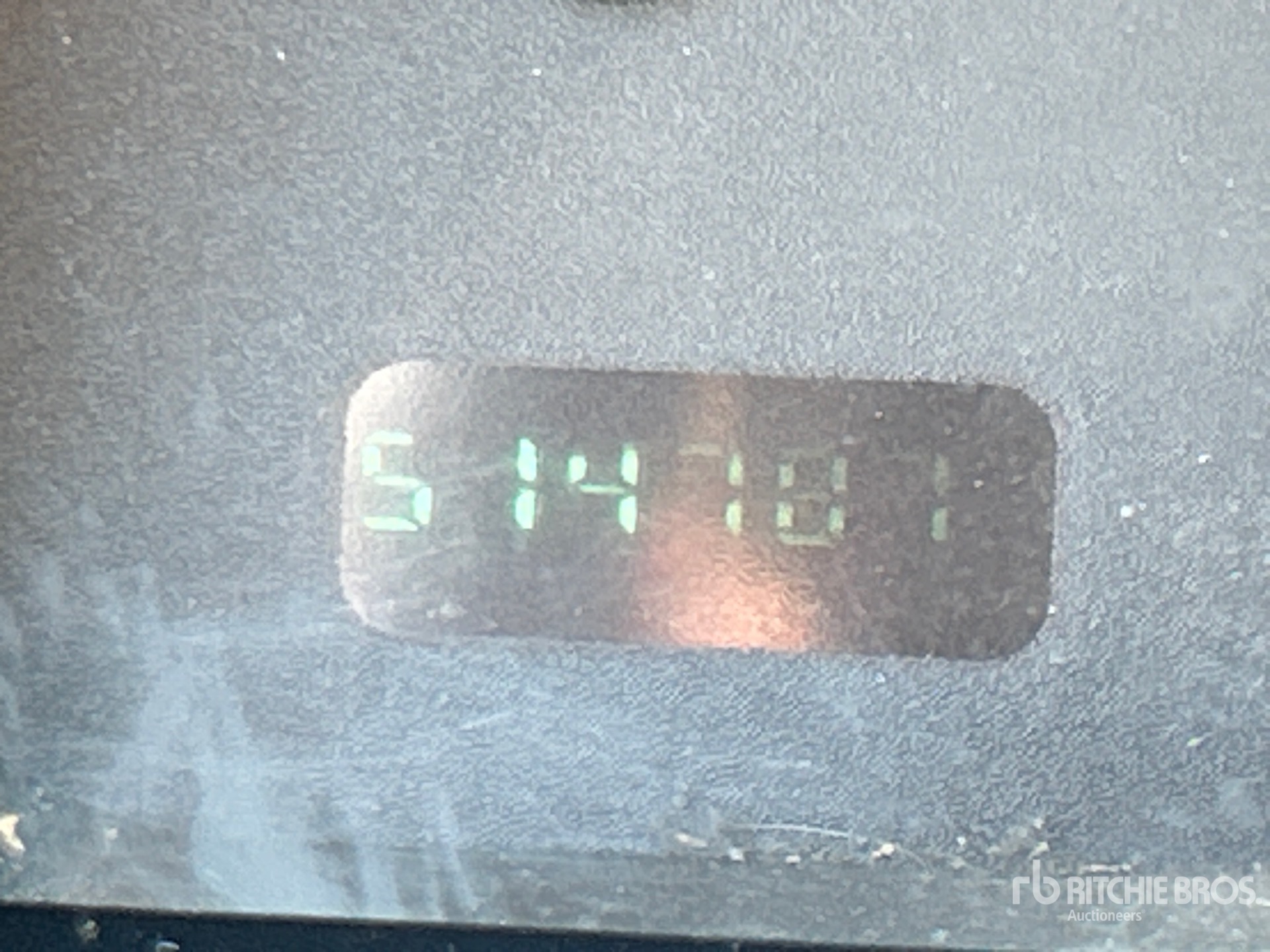 General Appearance with Hour Meter / Odometer