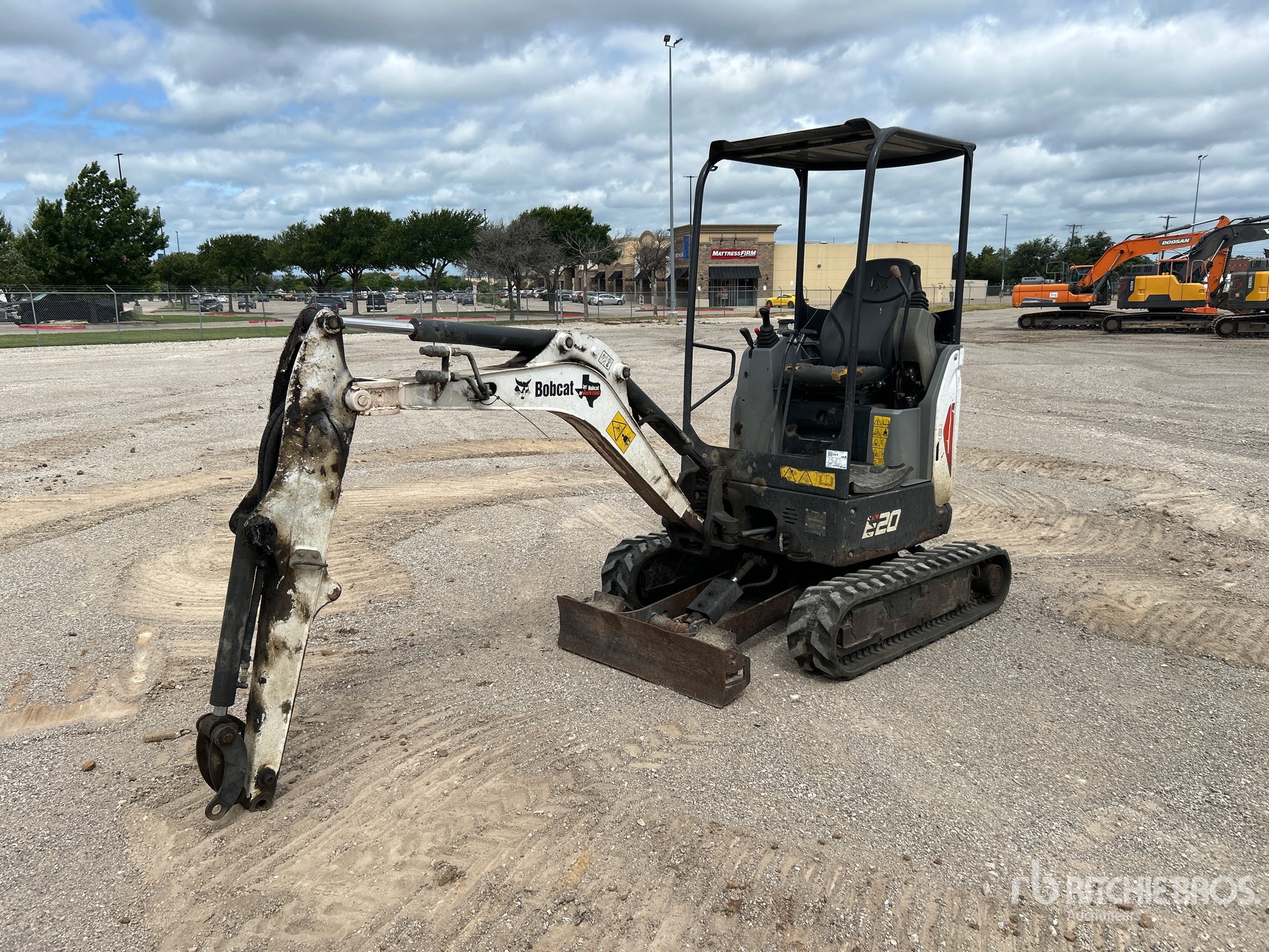 Photo of a 2021 Bobcat E20
