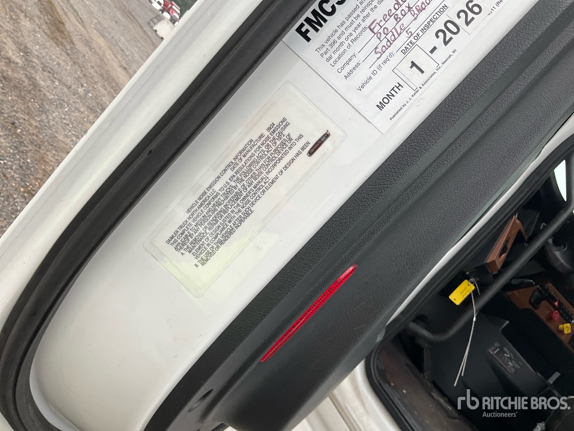 2025 Freightliner CASCADIA 126