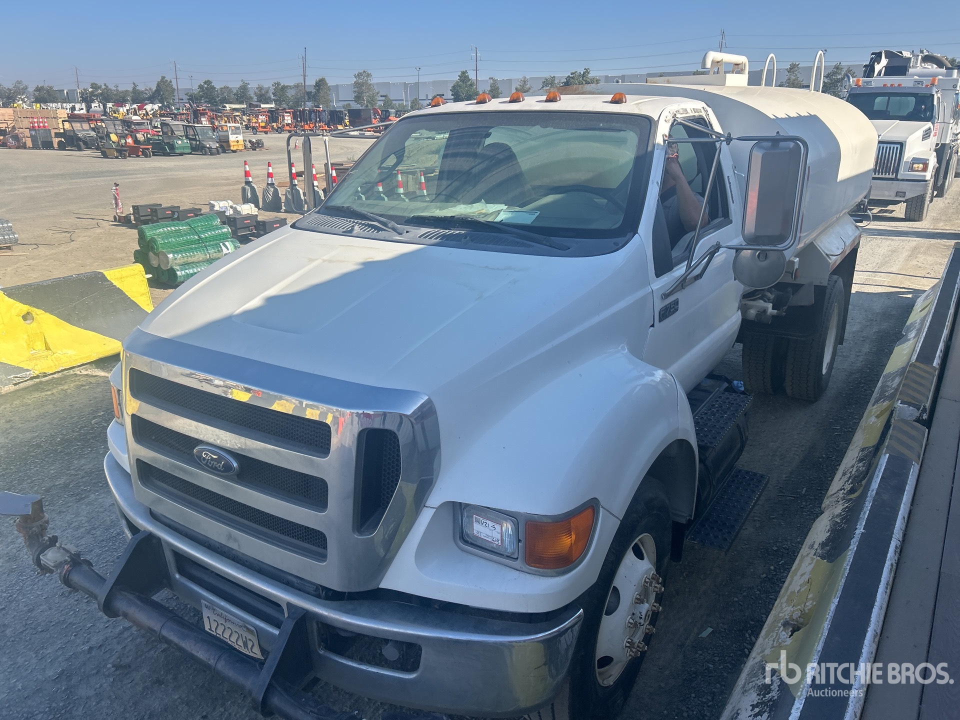 Photo of a 2012 Ford F-750