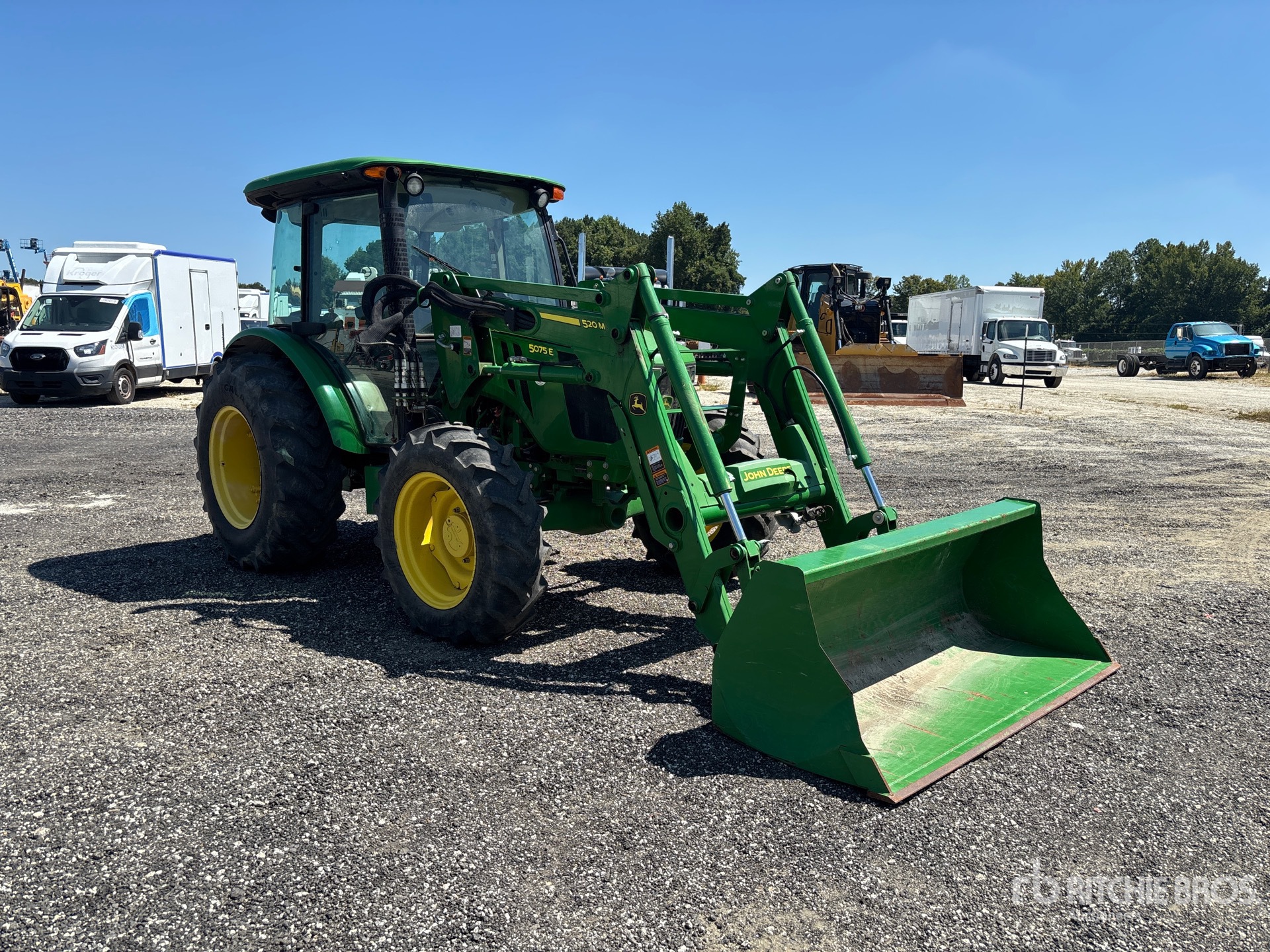 2022 John Deere 5075E