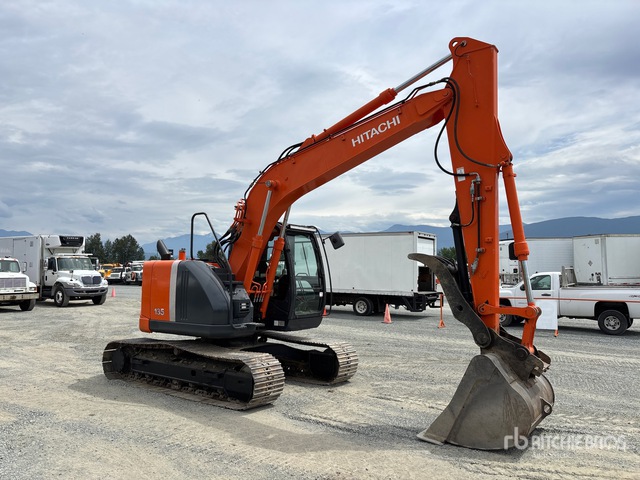 yukkon 2014 Hitachi ZX135US-5N Tracked Excavator | Ritchie Bros. Auctioneers