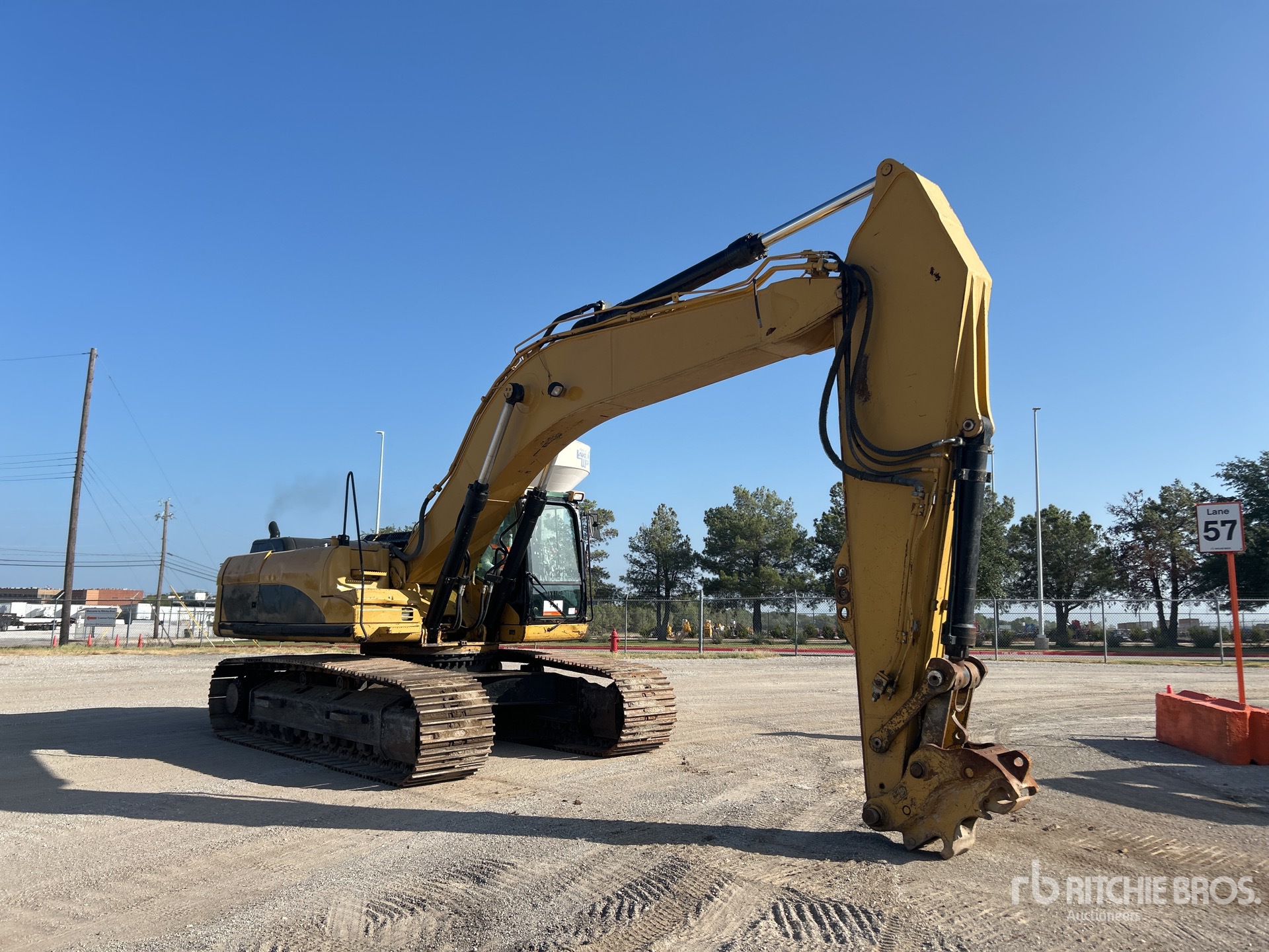 2007 Caterpillar 330D L
