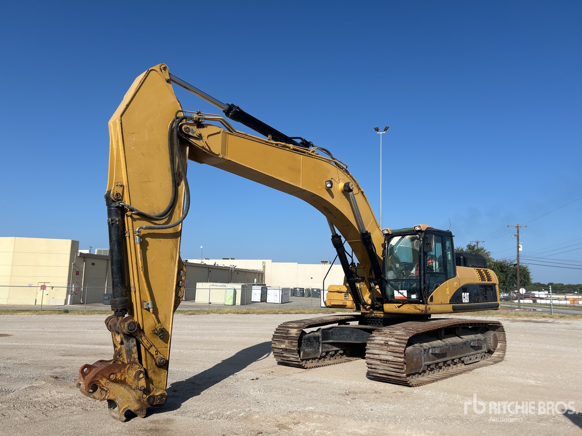 2007 Caterpillar 330D L