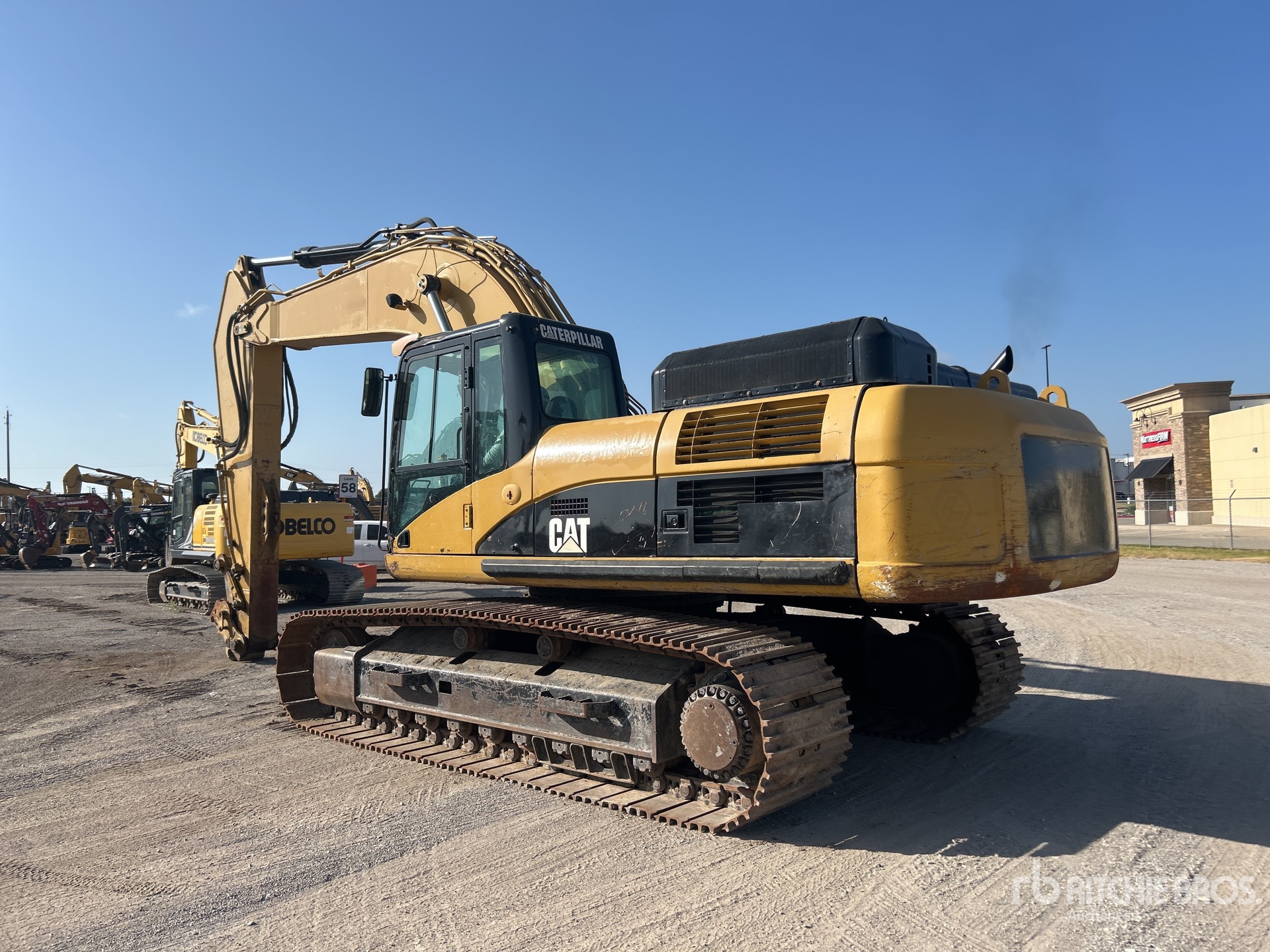 2007 Caterpillar 330D L