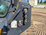Hydraulics with Auxiliary Hydraulic Plumbing