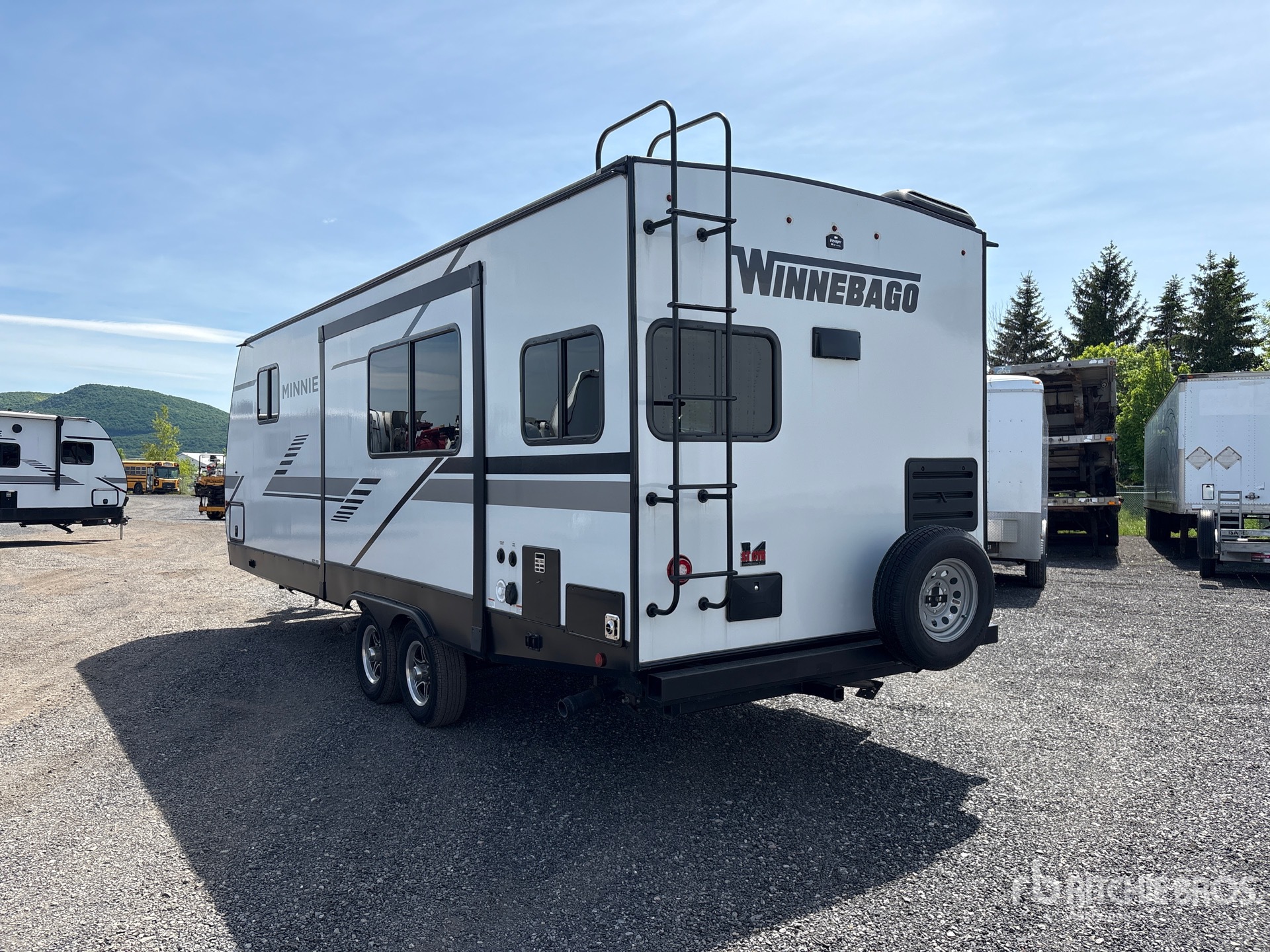 General Appearance with Picture, Left Rear Corner