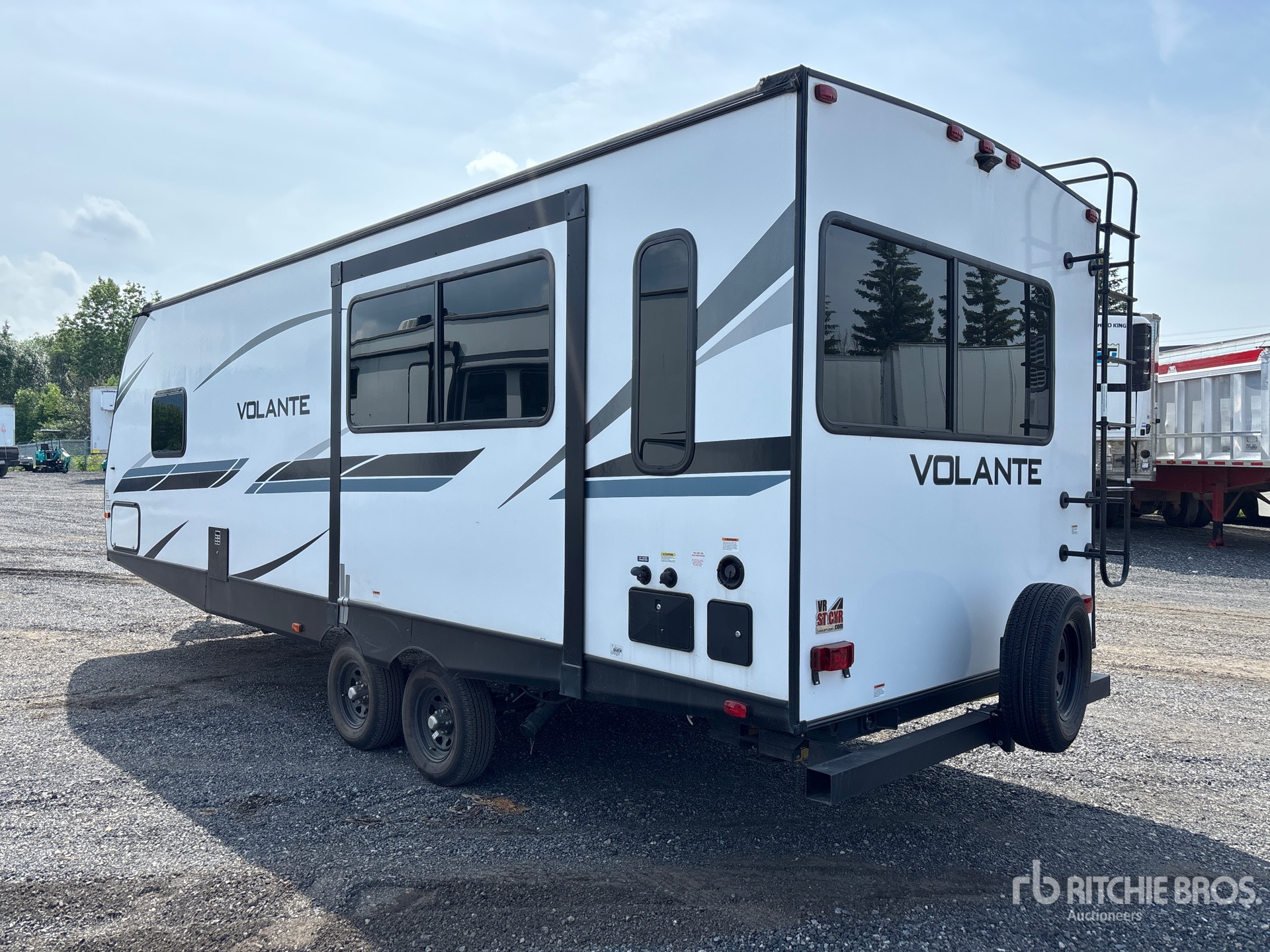 General Appearance with Picture, Left Rear Corner