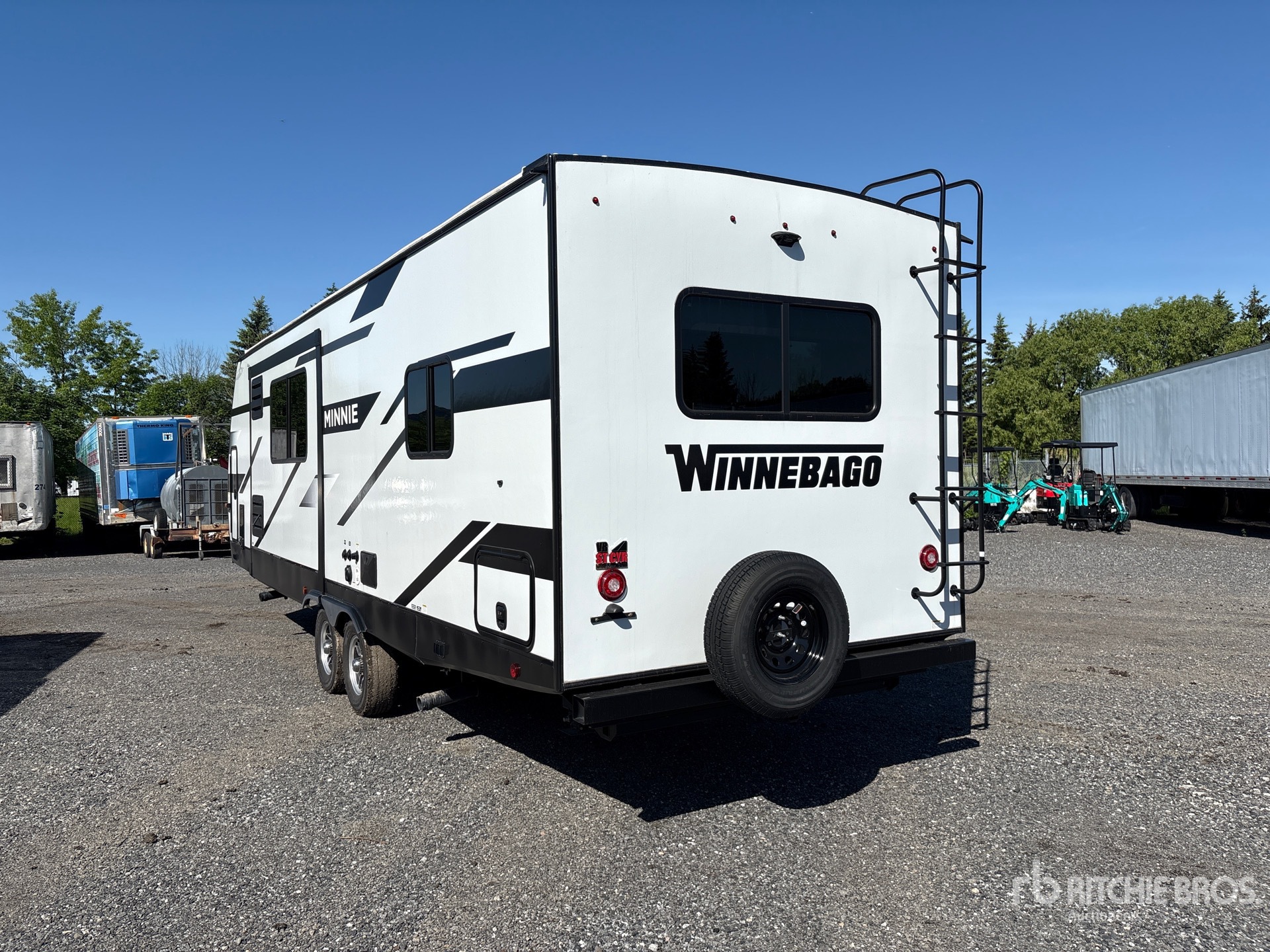 General Appearance with Picture, Left Rear Corner