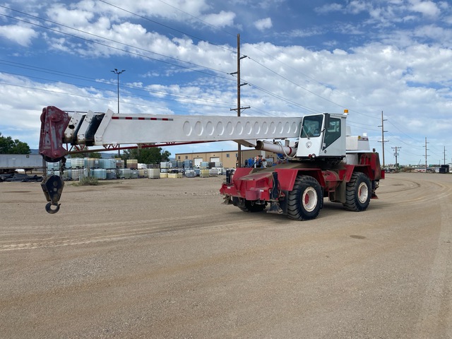 1981 FMC HSP-8022 43000 lb 4x4 All Terrain Crane 1981 FMC HSP-8022 43000 lb 4x4 All Terrain Crane