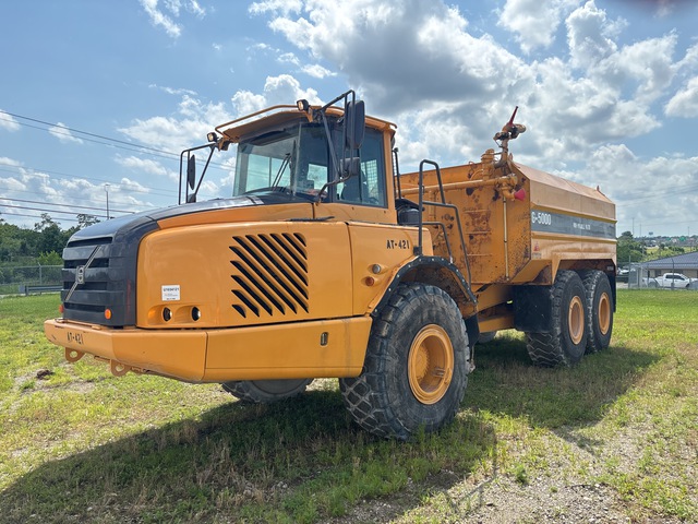 2008 Volvo A25E 5000 gal 6x6 Articulated Water Truck
