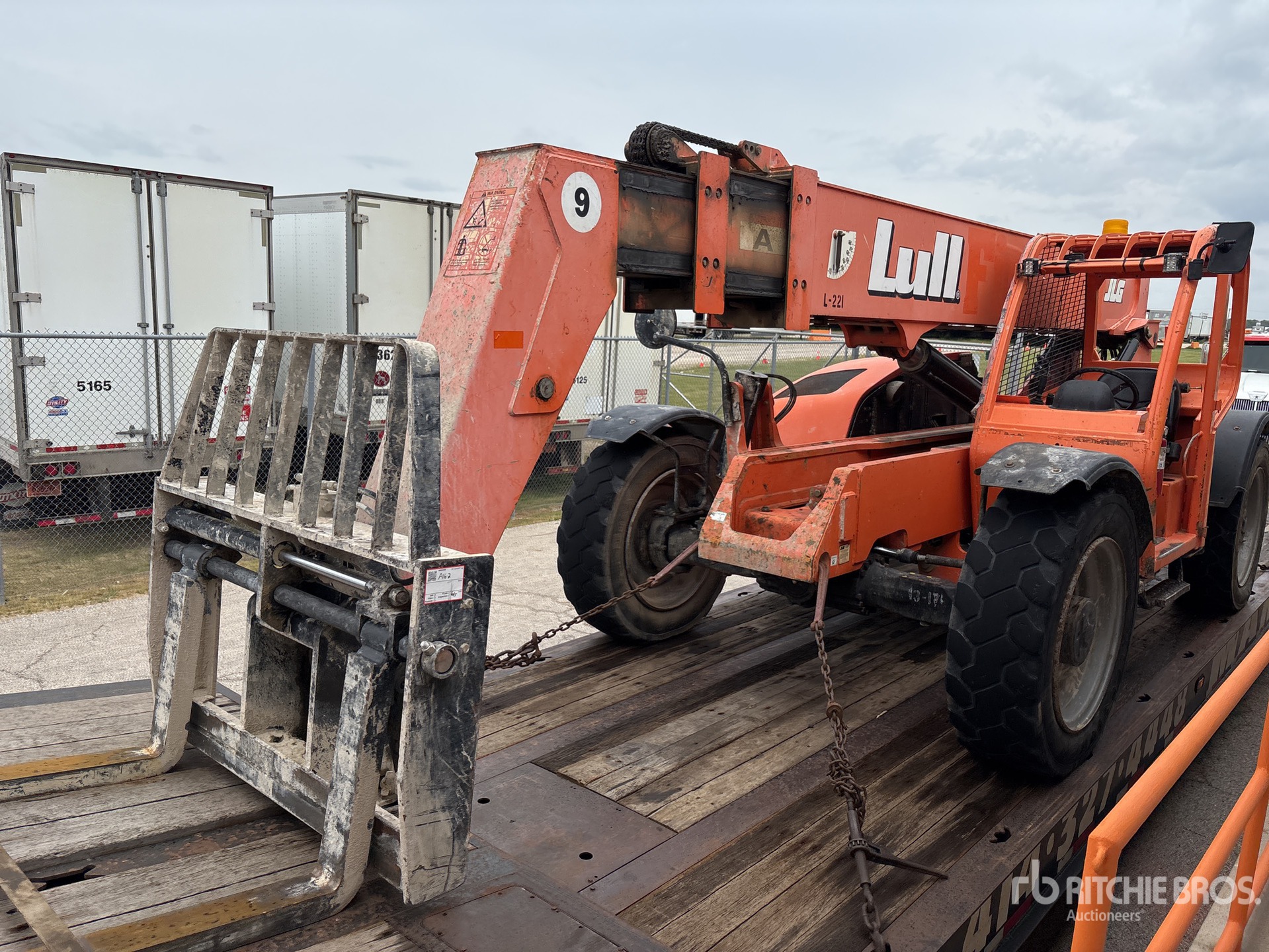 Photo of a 2013 Lull 944E-42