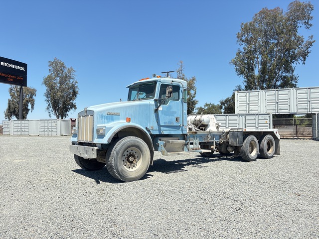 2000 Kenworth W900S 6x4 Cab and Chassis