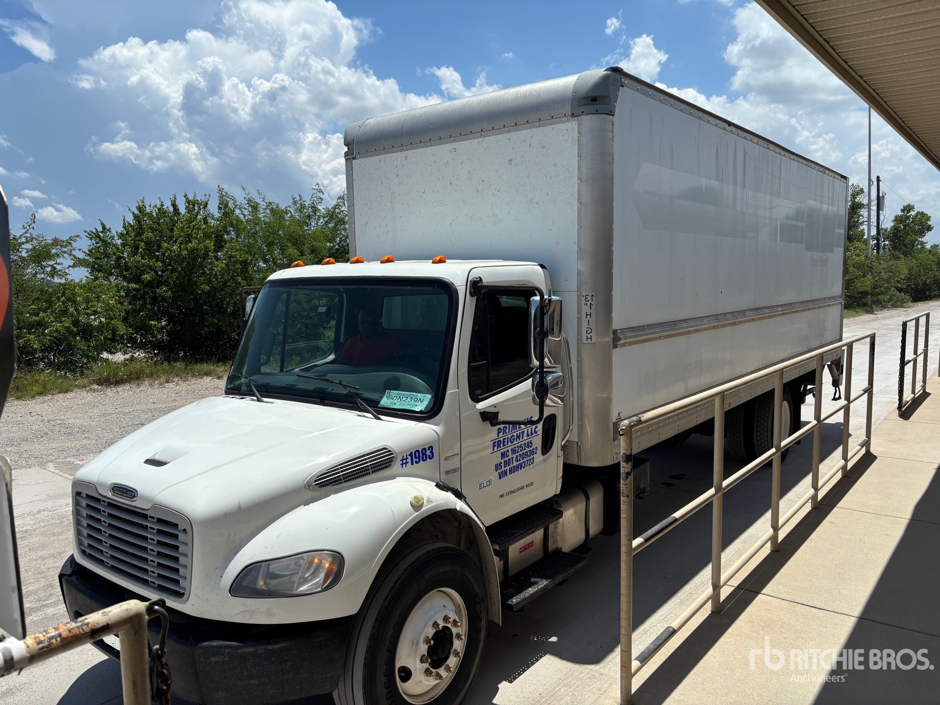 Photo of a 2017 Freightliner M2 106