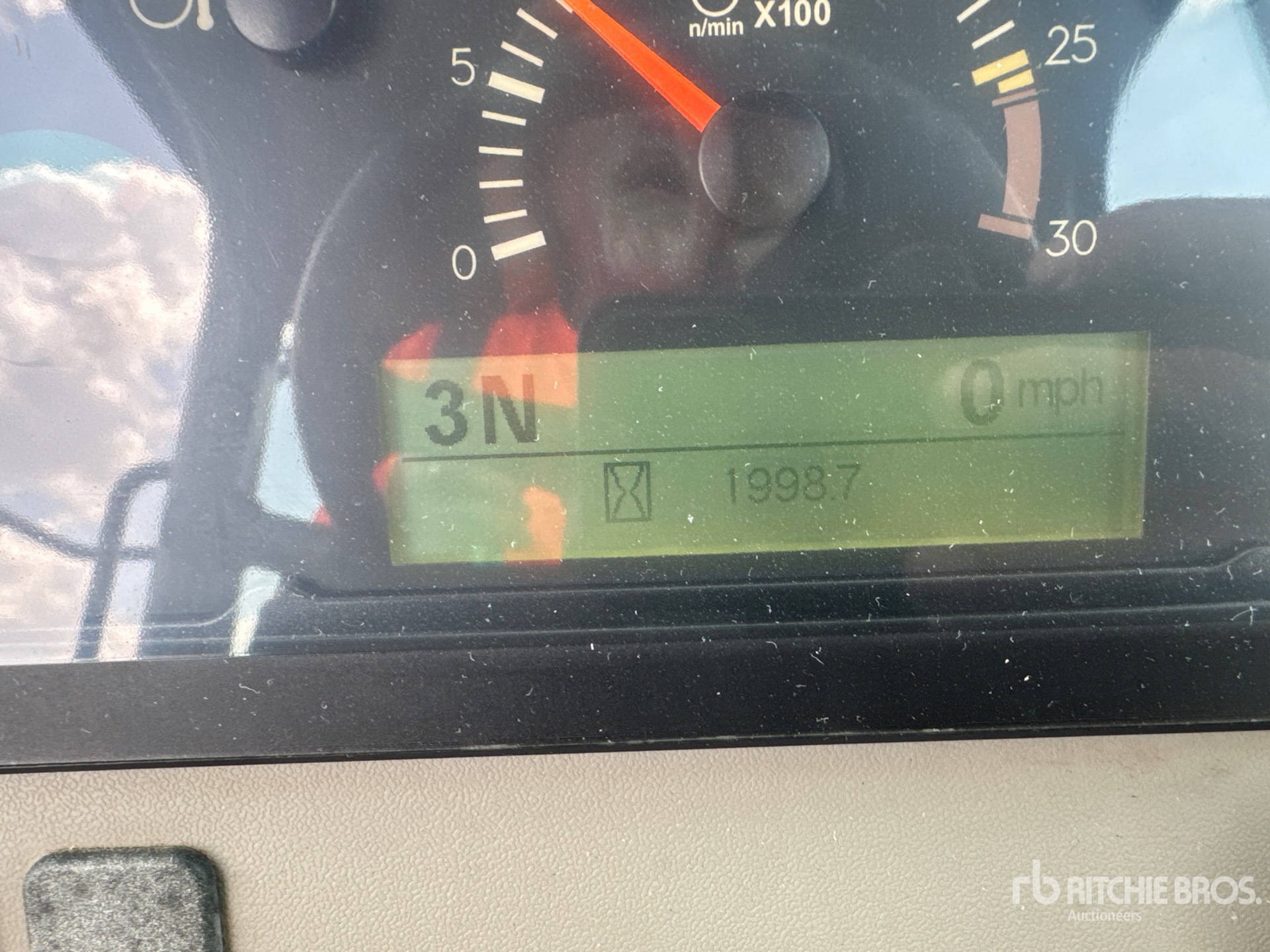 General Appearance with Hour Meter / Odometer