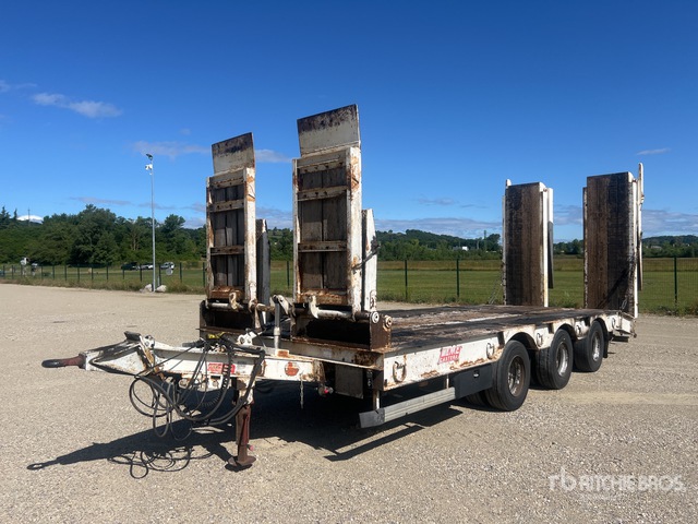 2010 Castera 3TS24TSA Lowboy Trailer