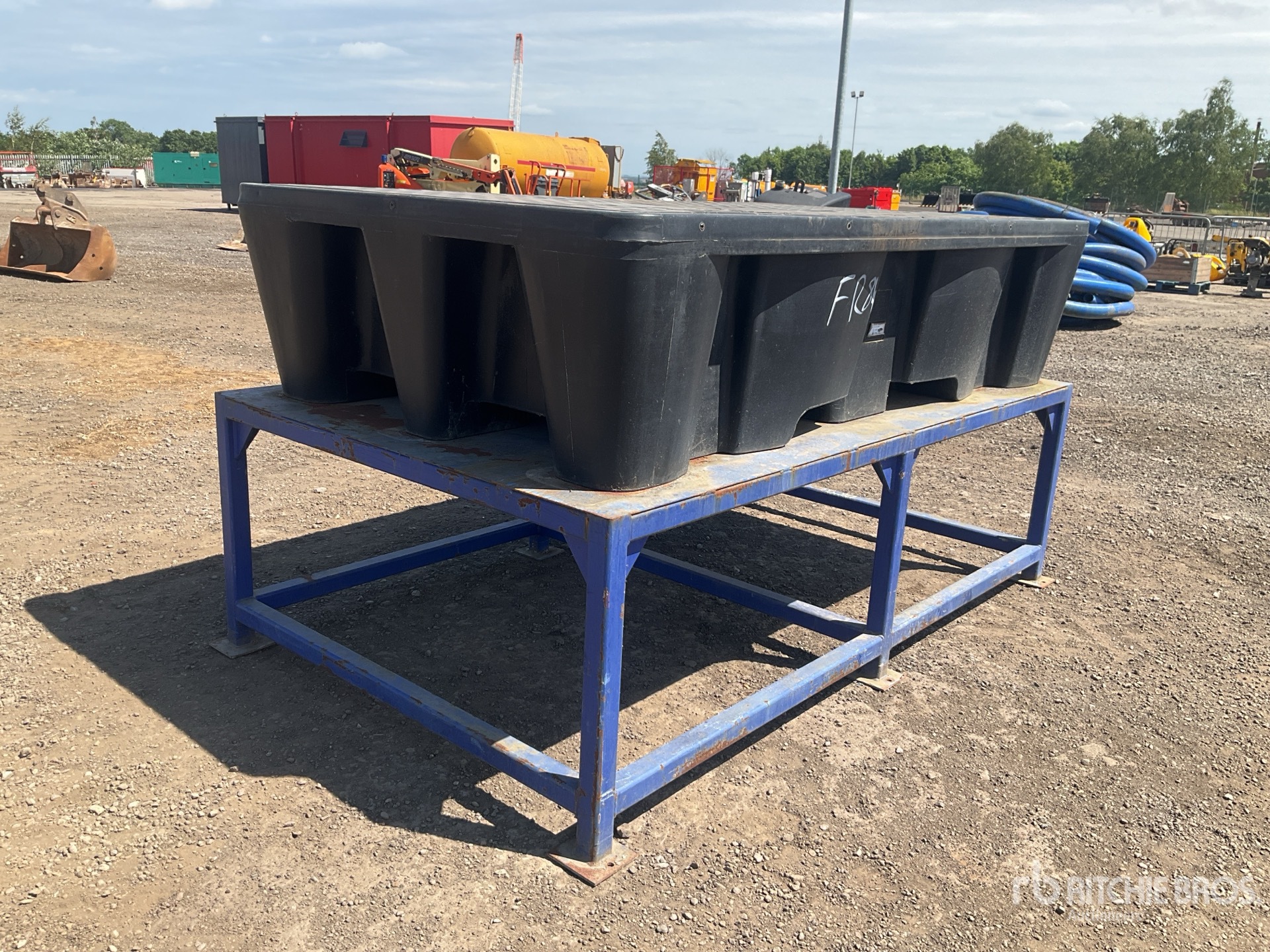 Aspect général with Image, coin arrière gauche