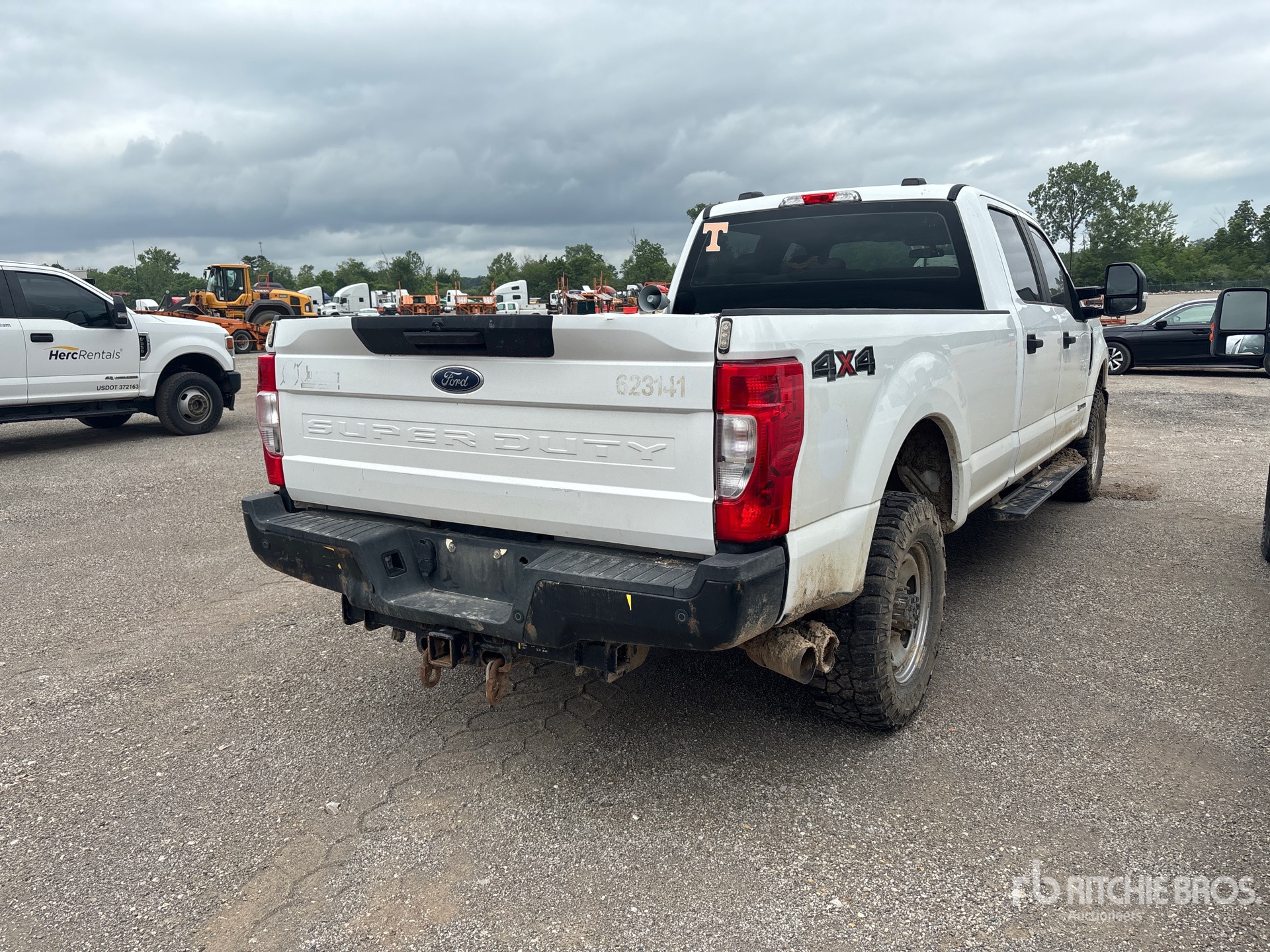 General Appearance with Picture, Right Rear Corner