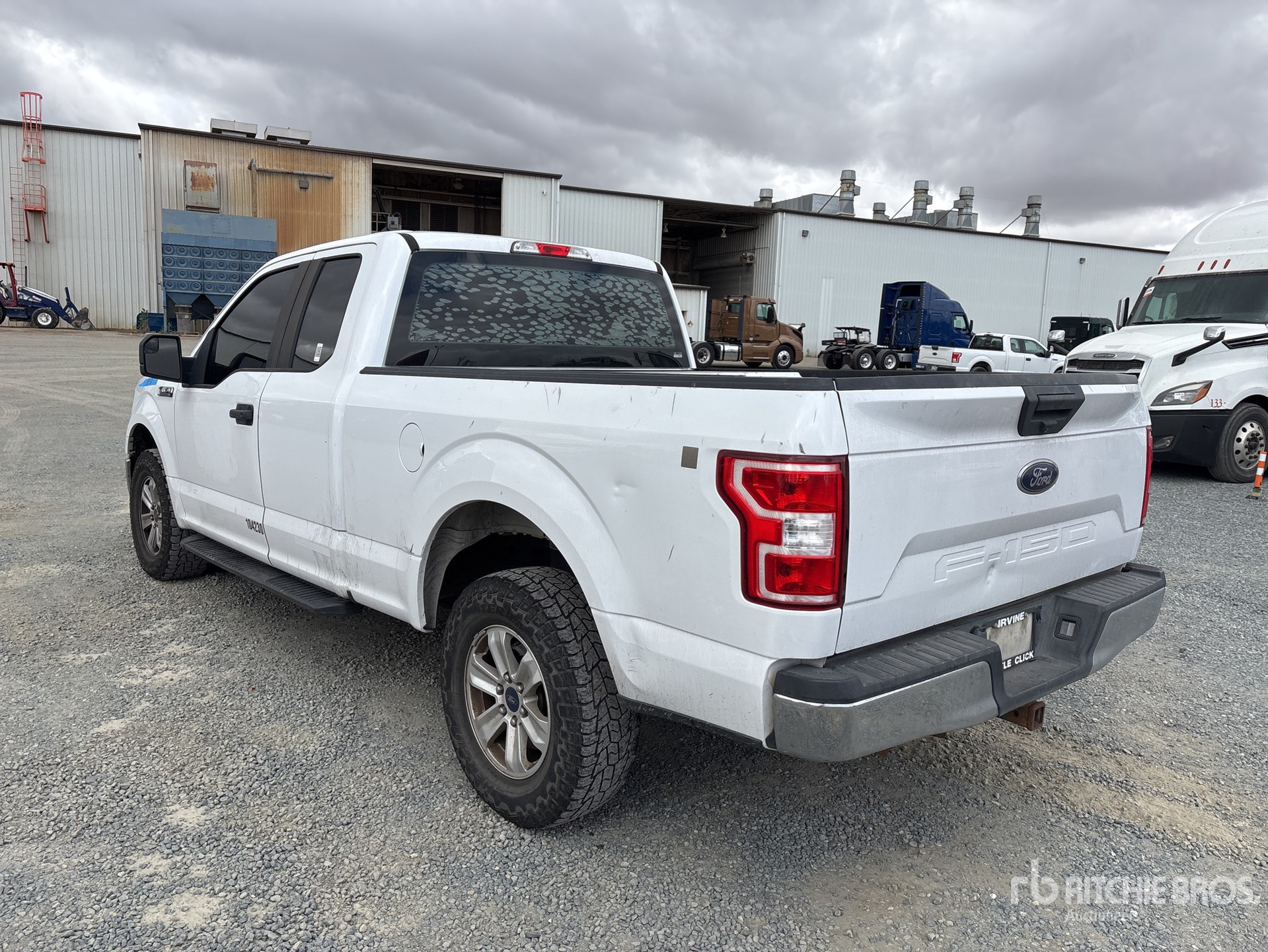 General Appearance with Picture, Left Rear Corner