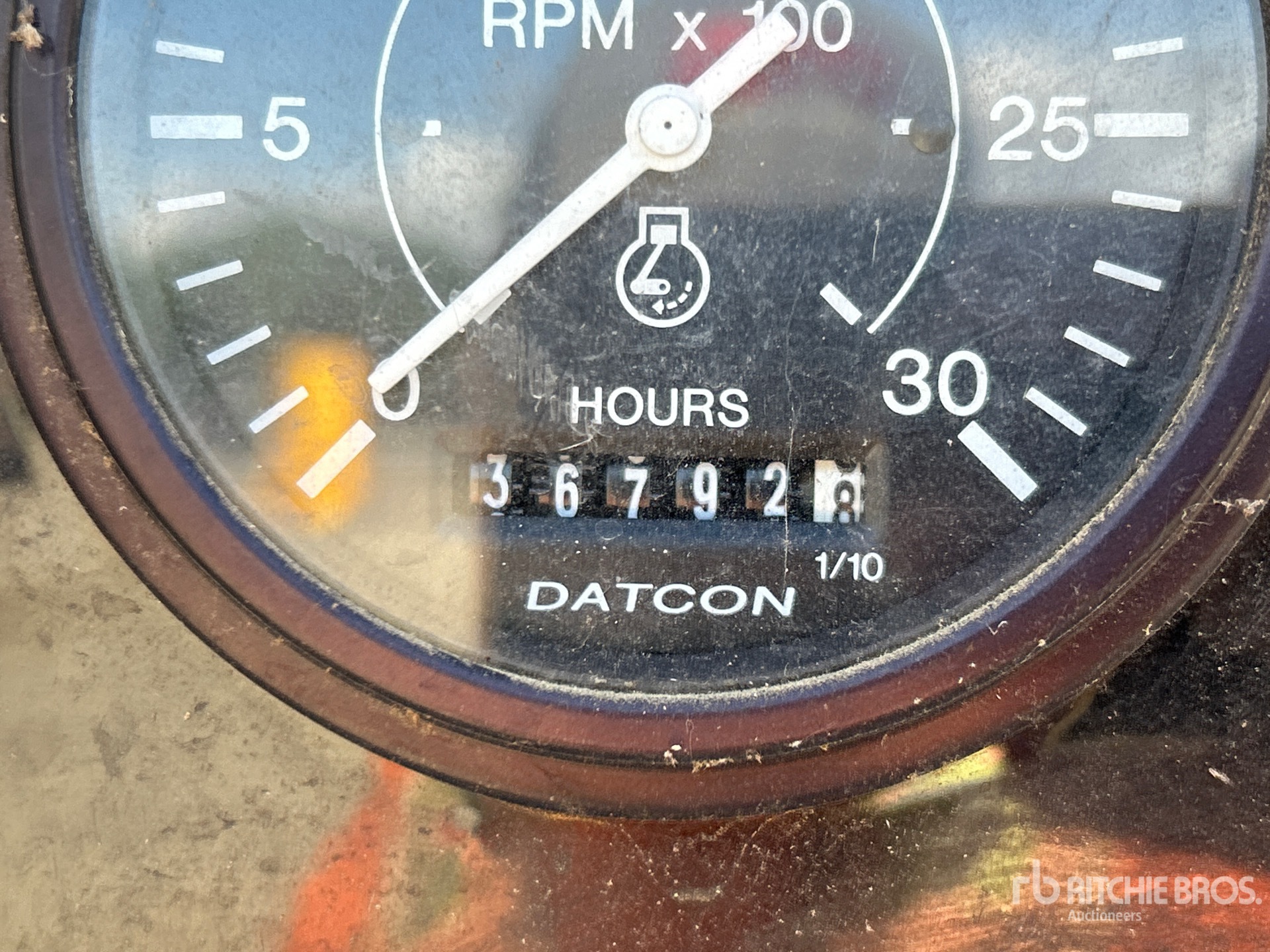 General Appearance with Hour Meter / Odometer