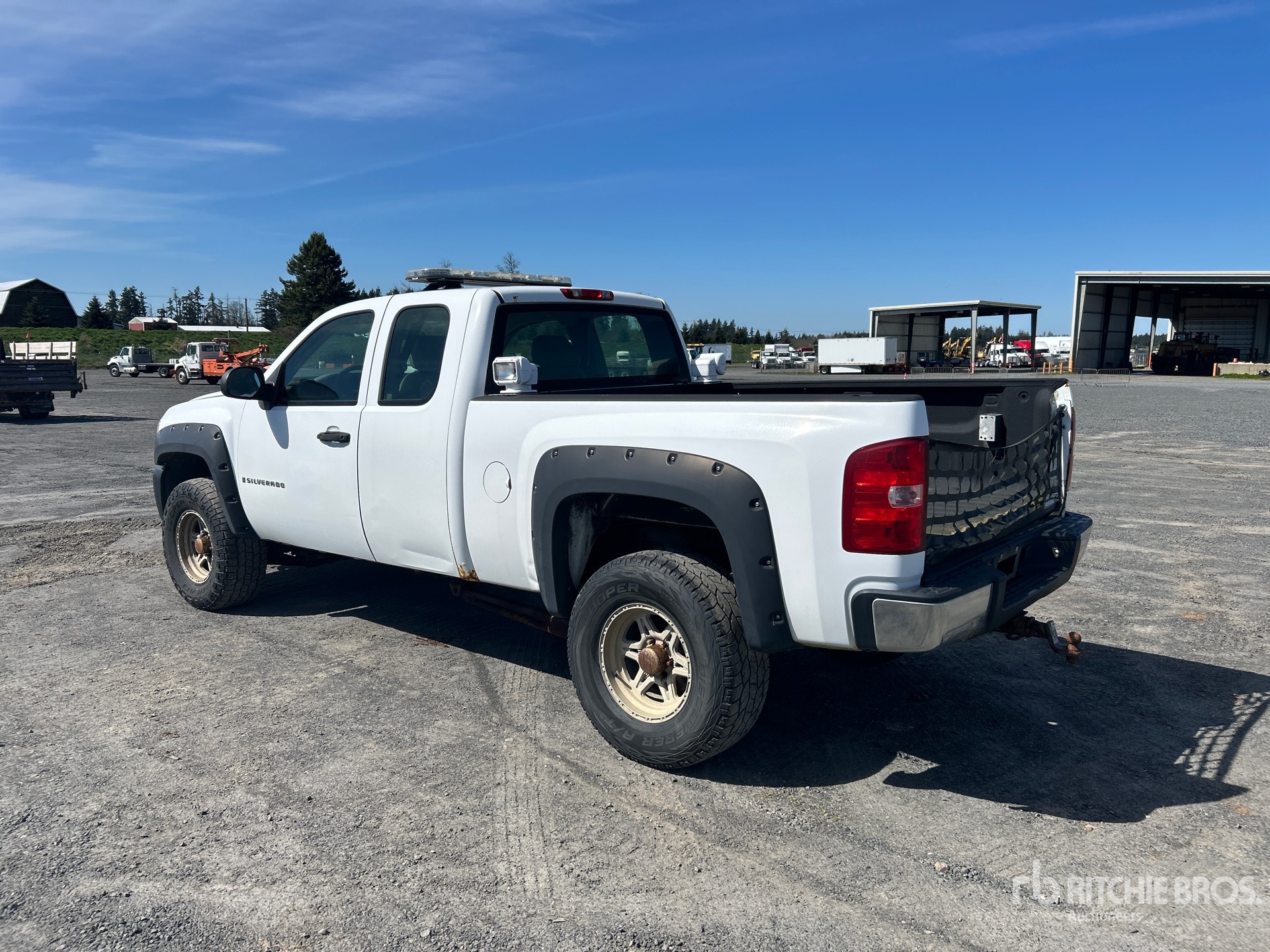 General Appearance with Picture, Left Rear Corner