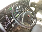 Cab with Controles de la dirección