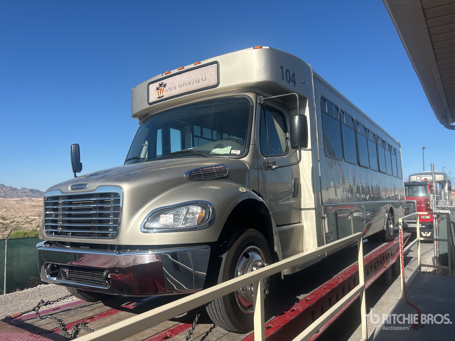 2017 Freightliner 4x2 40-Seat Transit