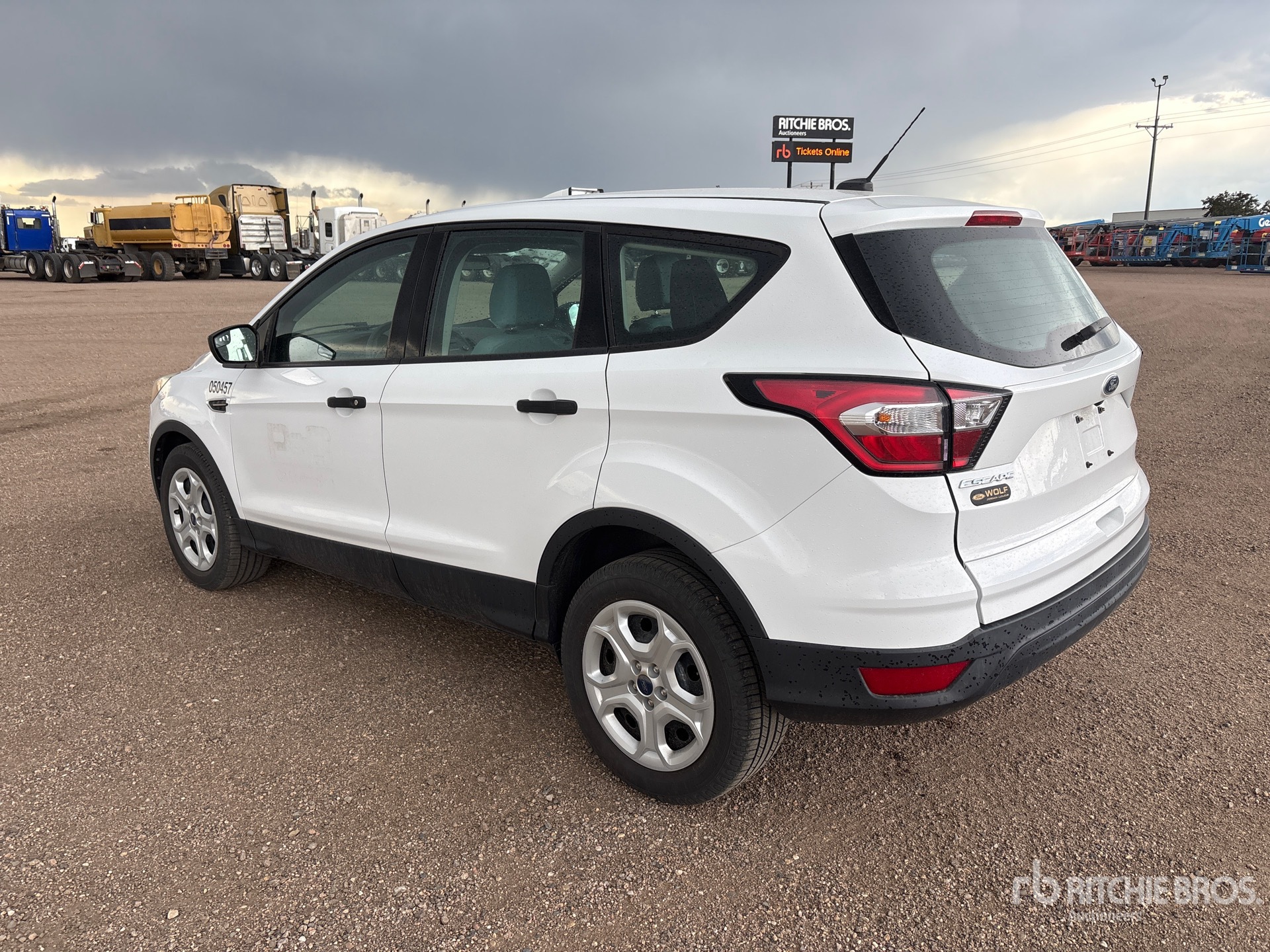General Appearance with Picture, Left Rear Corner