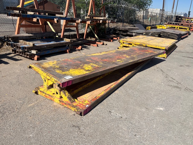 Quantity of (2) Qty of 1 4 ft x 16 ft TSS SW Low End 4 ft x 16 ft (4 in Wall) Trench Shield