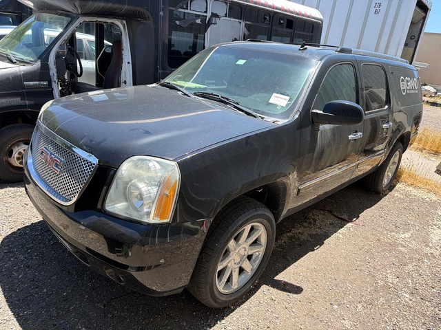 2011 GMC Yukon XL Denali 2WD SUV (Inoperable)