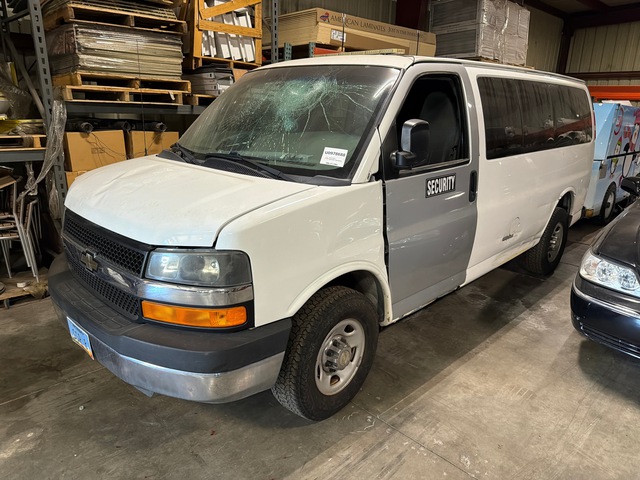 2012 Chevrolet Express 3500 12 Passenger Van