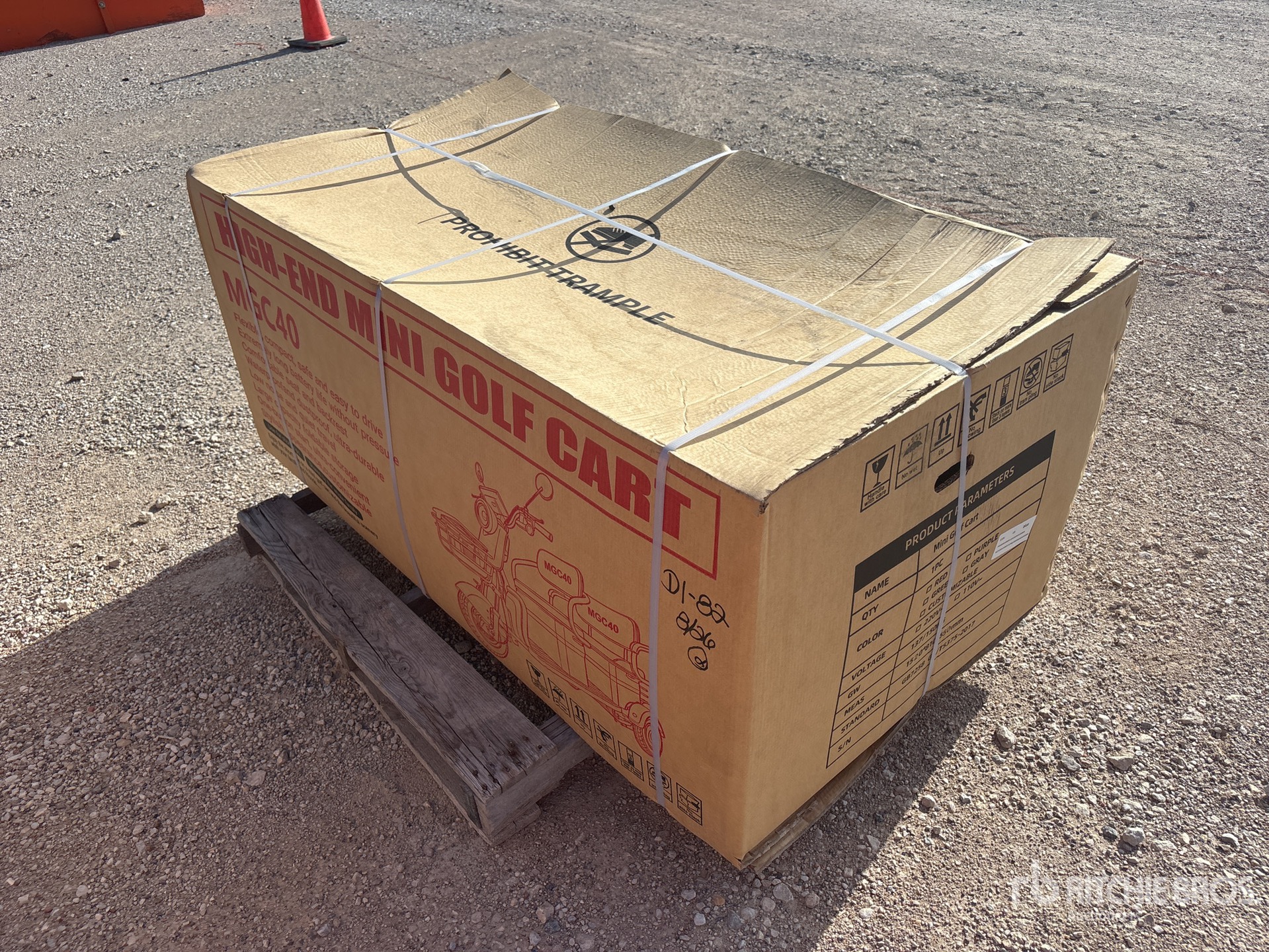 General Appearance with Picture, Right Rear Corner