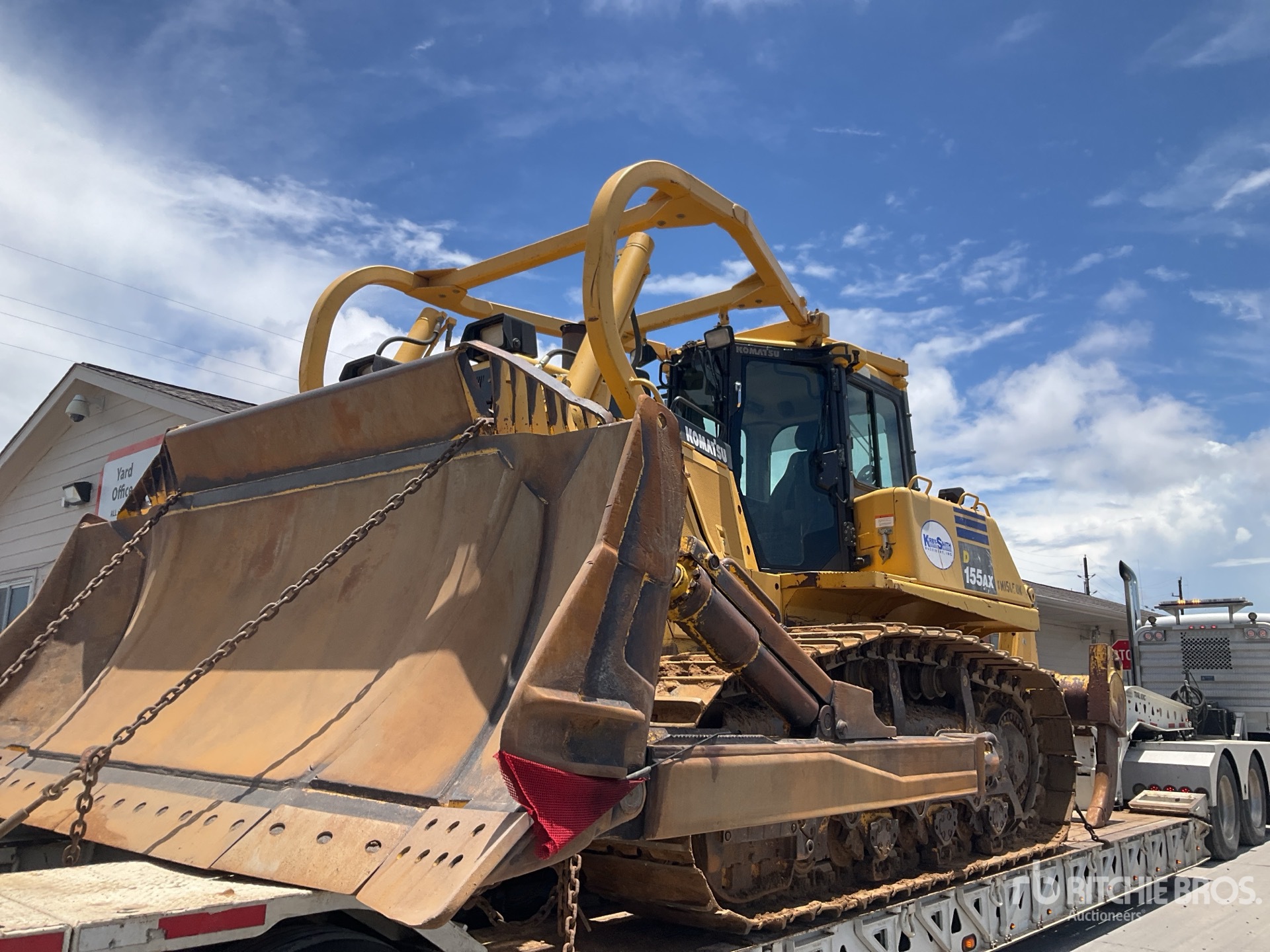 Photo of a 2015 Komatsu D155AX-7