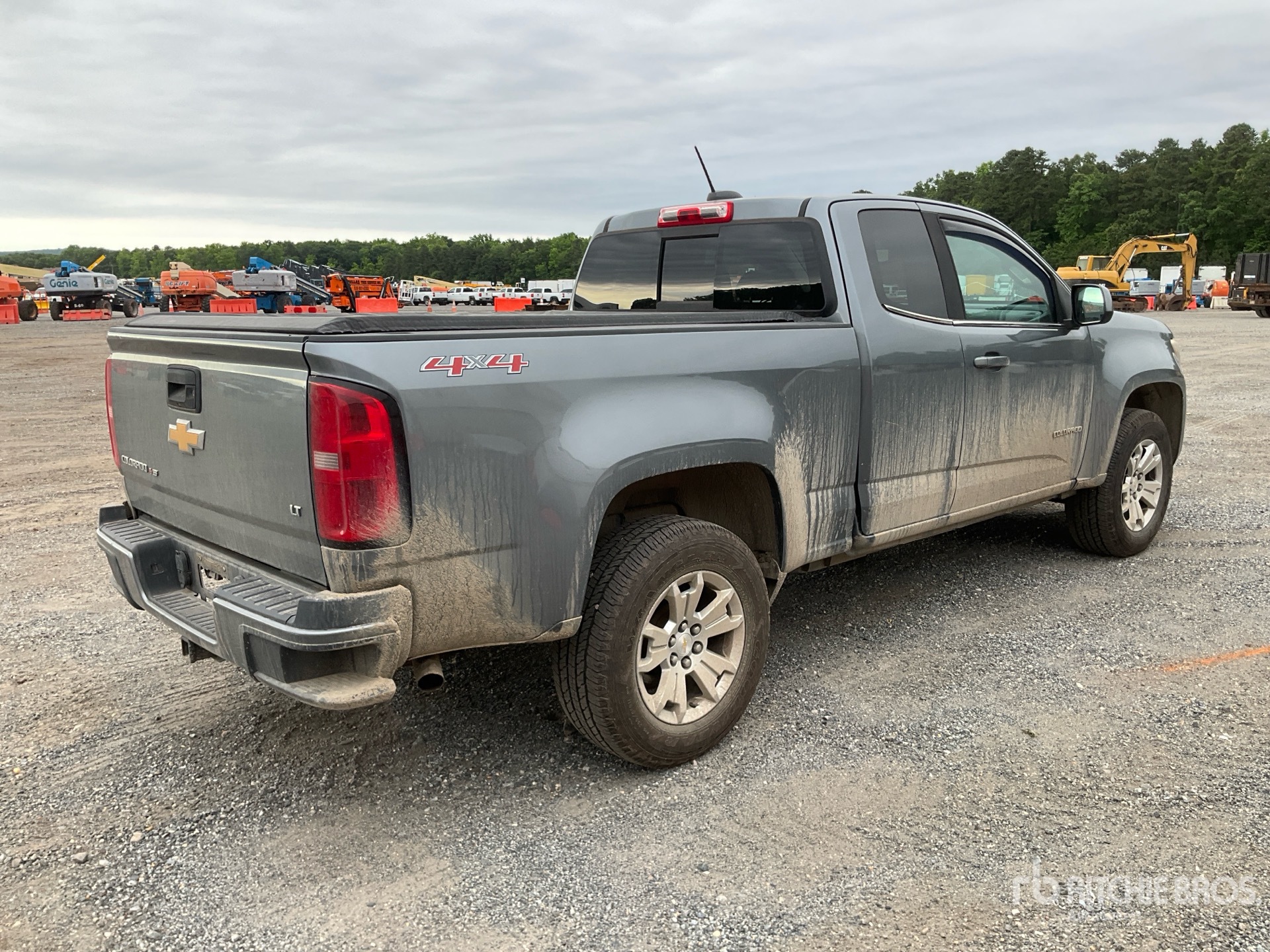 General Appearance with Picture, Right Rear Corner