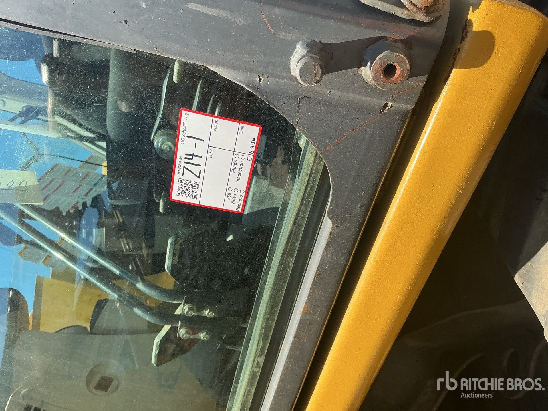Photo of a 2015 Kobelco SK85CS-3E
