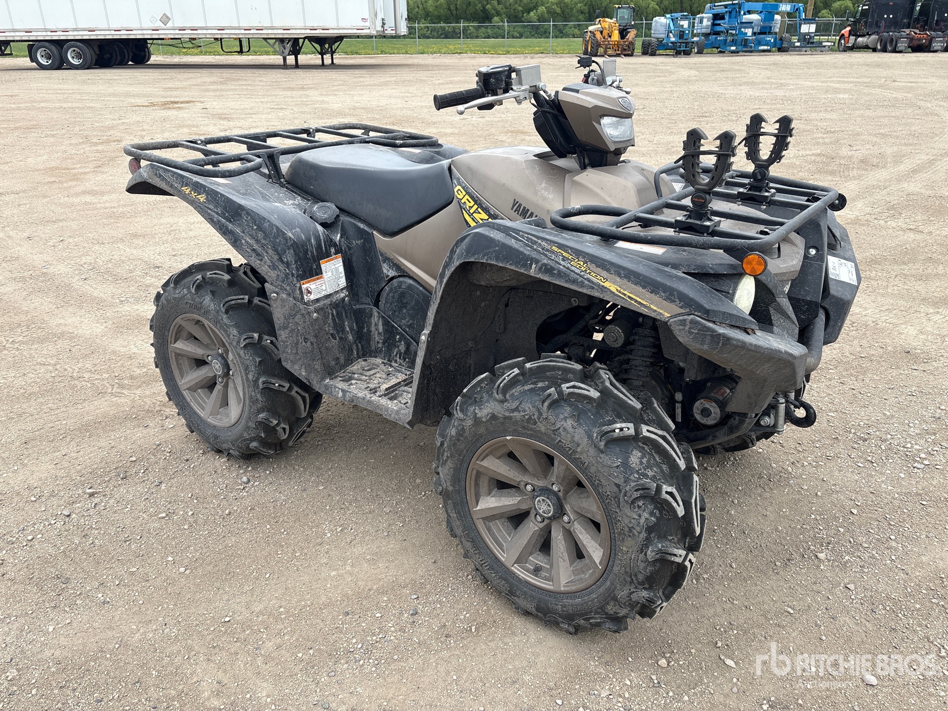General Appearance with Picture, Right Front Corner