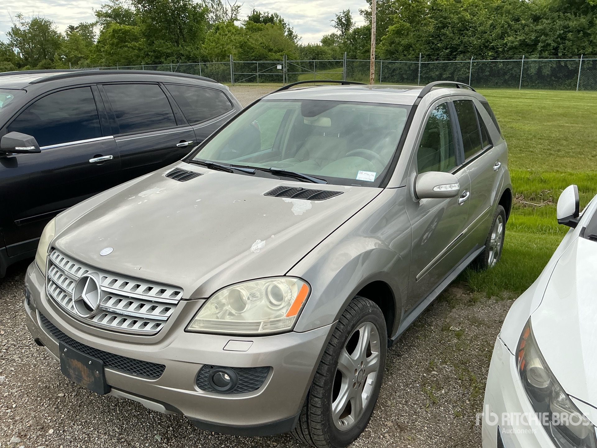 Photo of a 2008 Mercedes-Benz ML 350