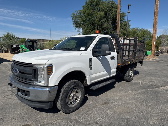 2018 Ford F-250 XL 4x4 Flatbed Truck
