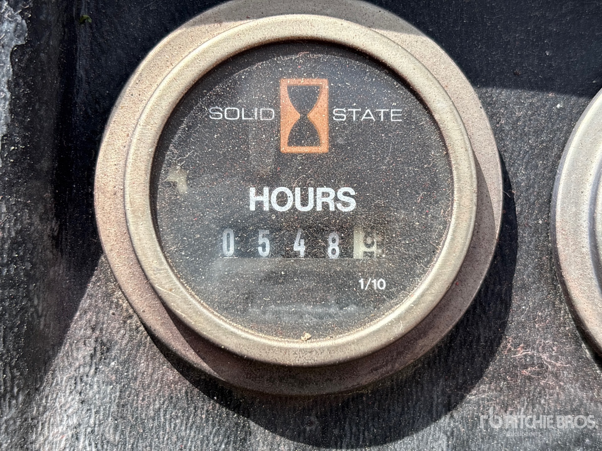 General Appearance with Hour Meter / Odometer