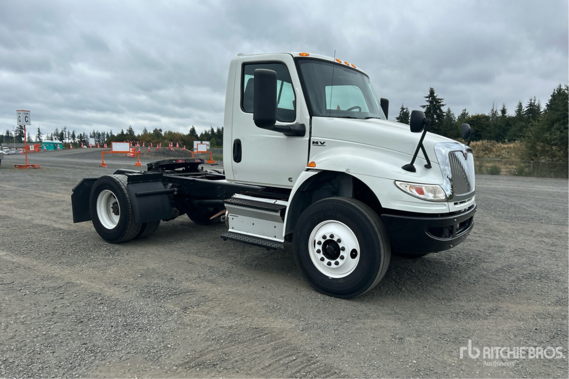 2020 International MV607