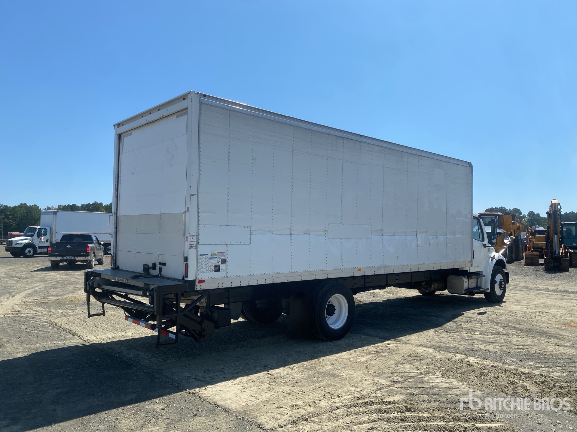 2020 Freightliner M2 106