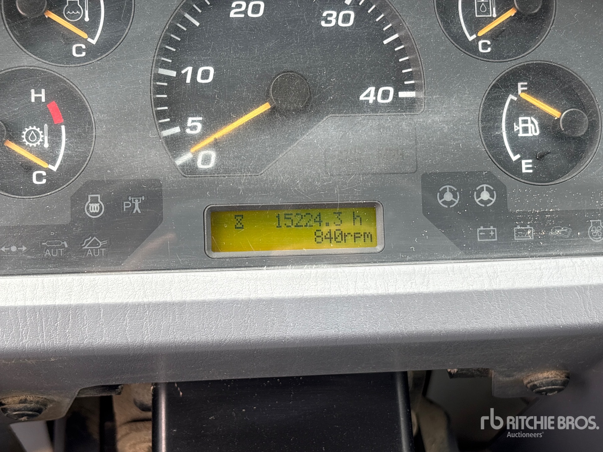 General Appearance with Hour Meter / Odometer