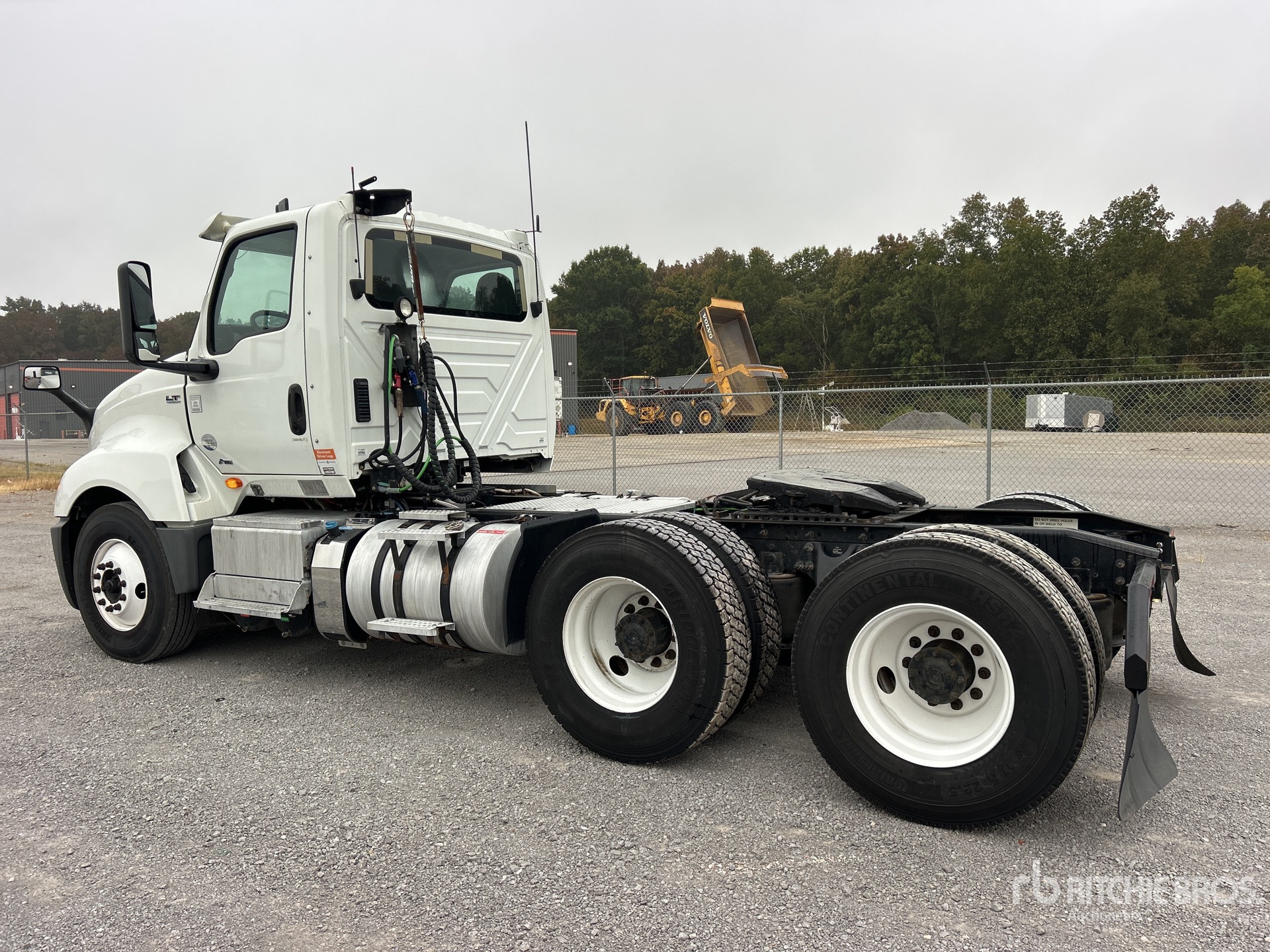 2019 International LT625
