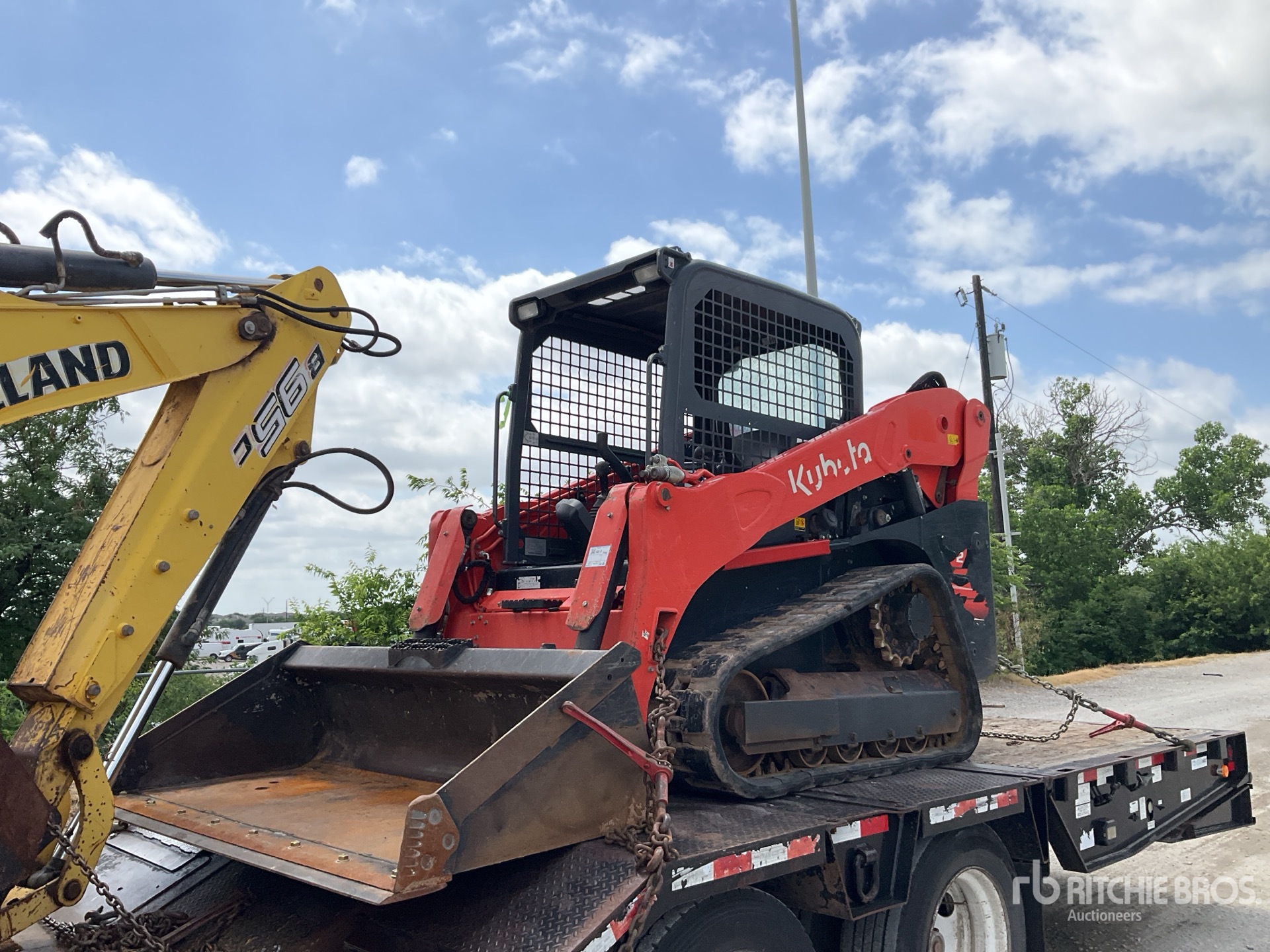 Photo of a 2023 Kubota SVL75-2