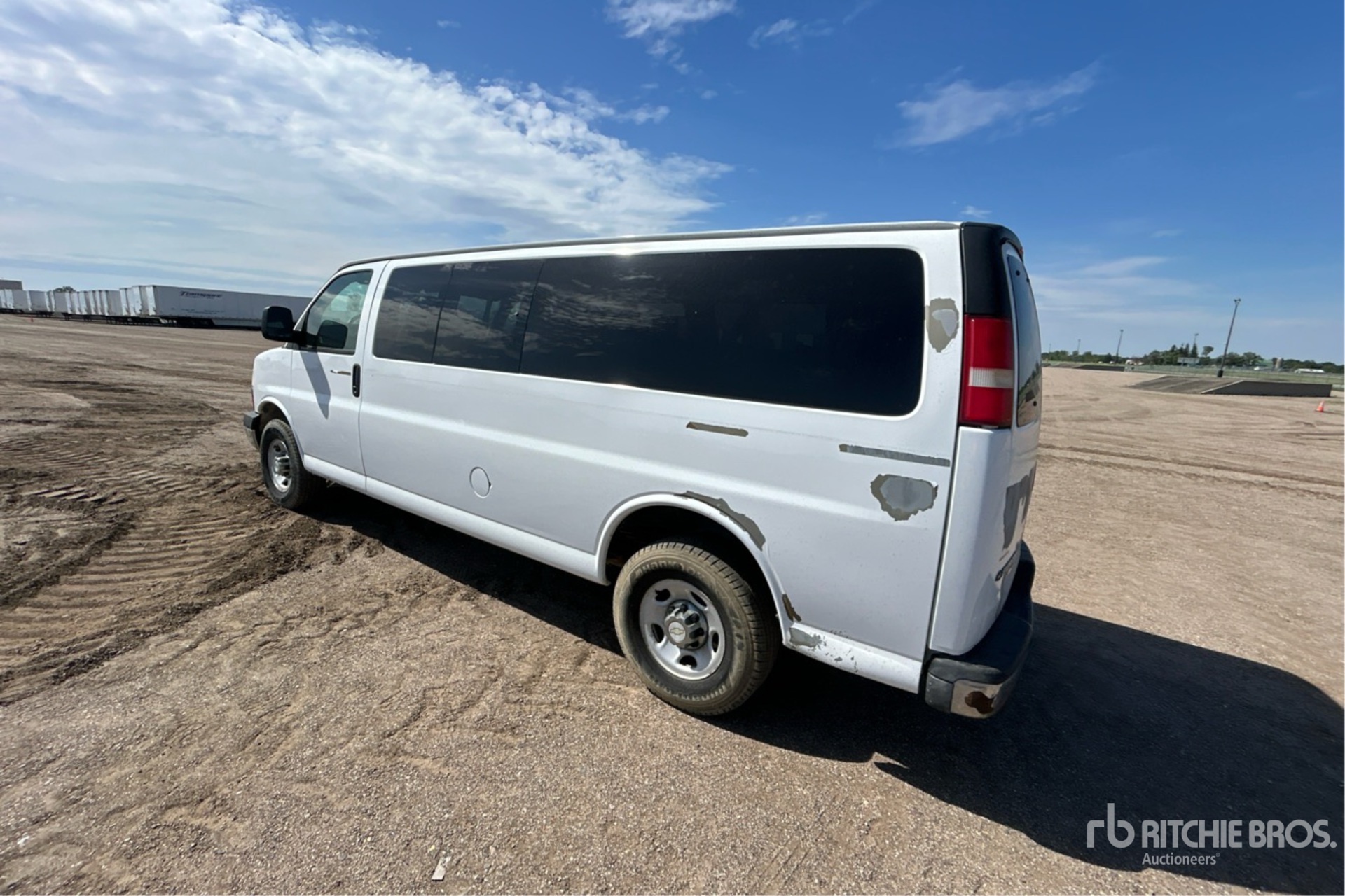 General Appearance with Picture, Left Rear Corner