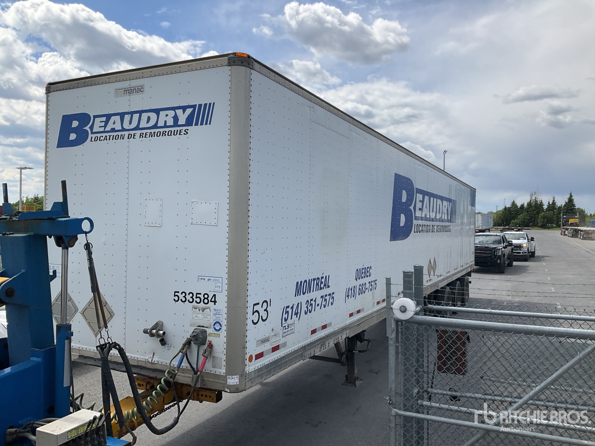 Photo of a 2005 Manac 53 ft Tri/A