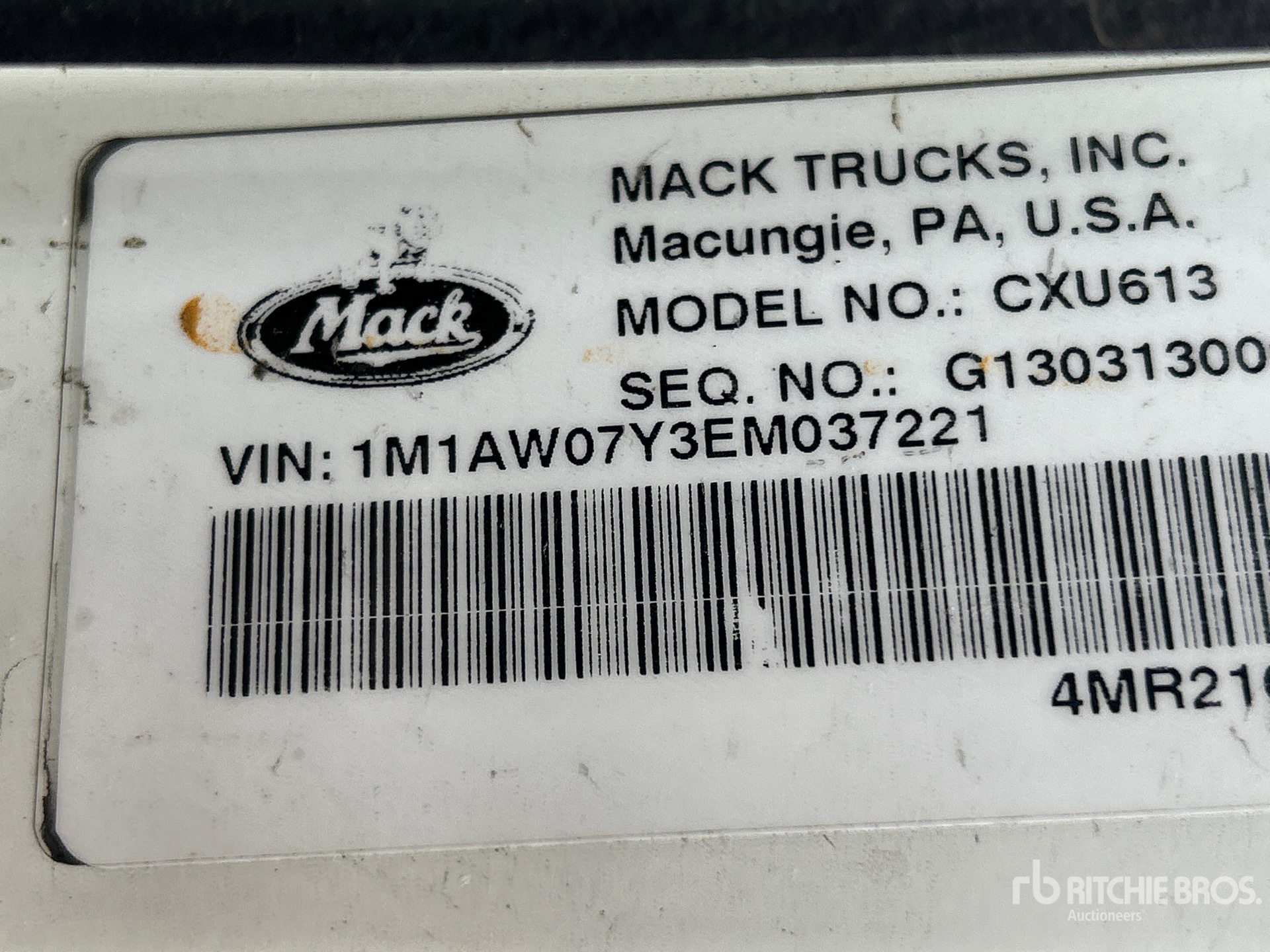 Photo of a 2014 Mack CXU613