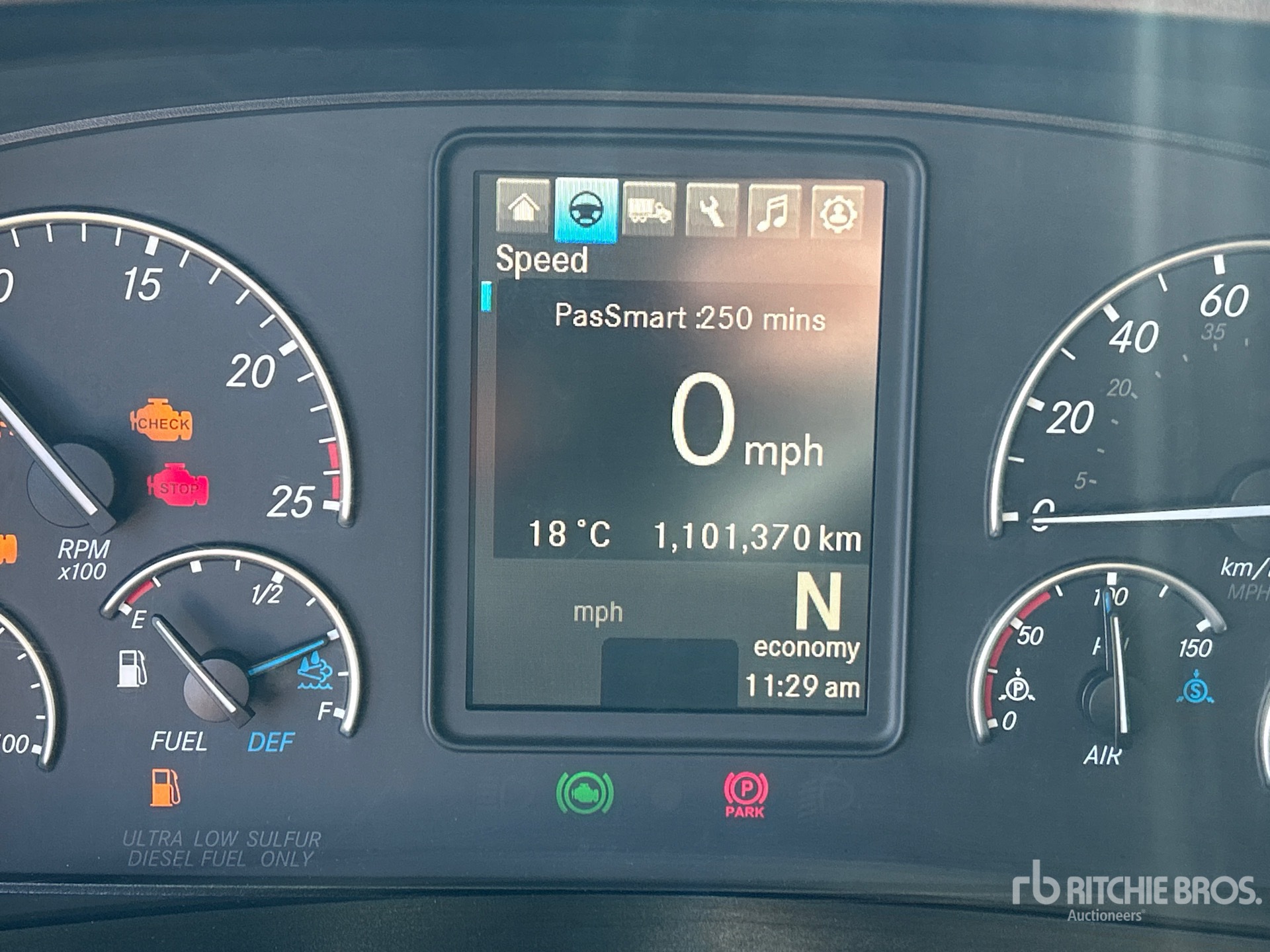 2023 Freightliner CASCADIA 126
